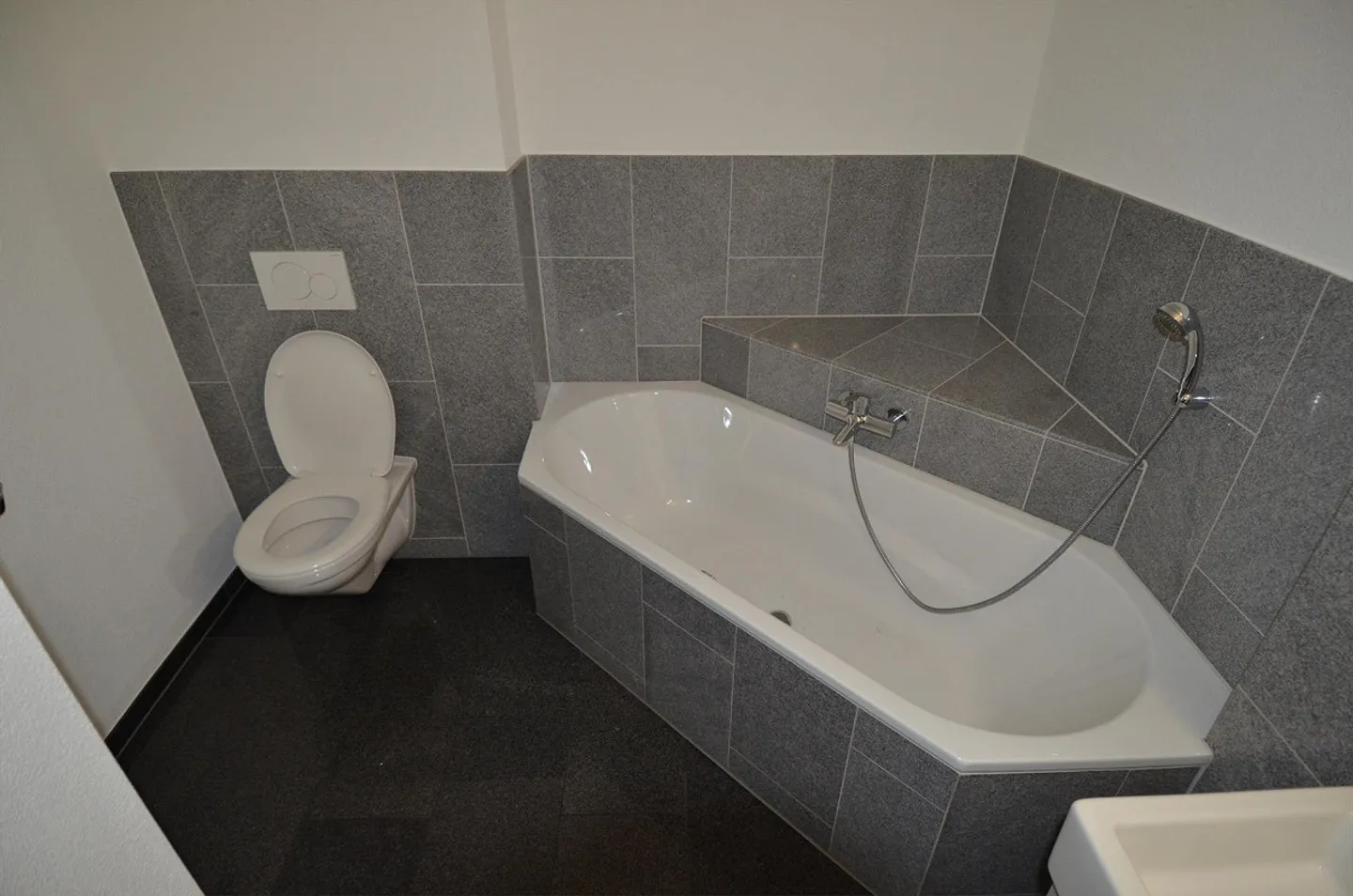 Appartement exclusif de 4 1/2 pièces (W06) - Photo 7 sur 12