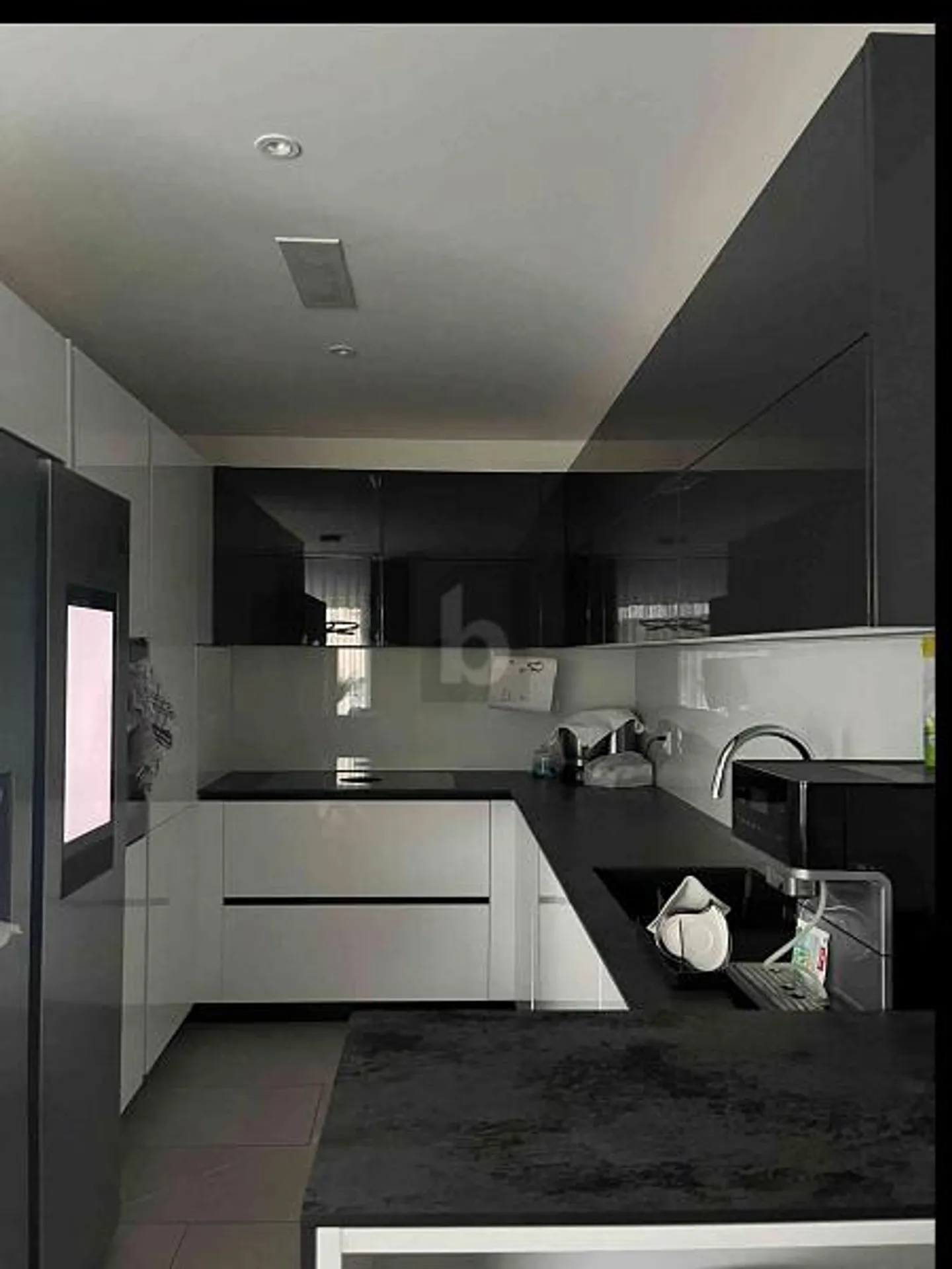 MODERNO CON GRANDE BALCONE FINO ALL'ESTATE 2026 - Foto 3 di 5