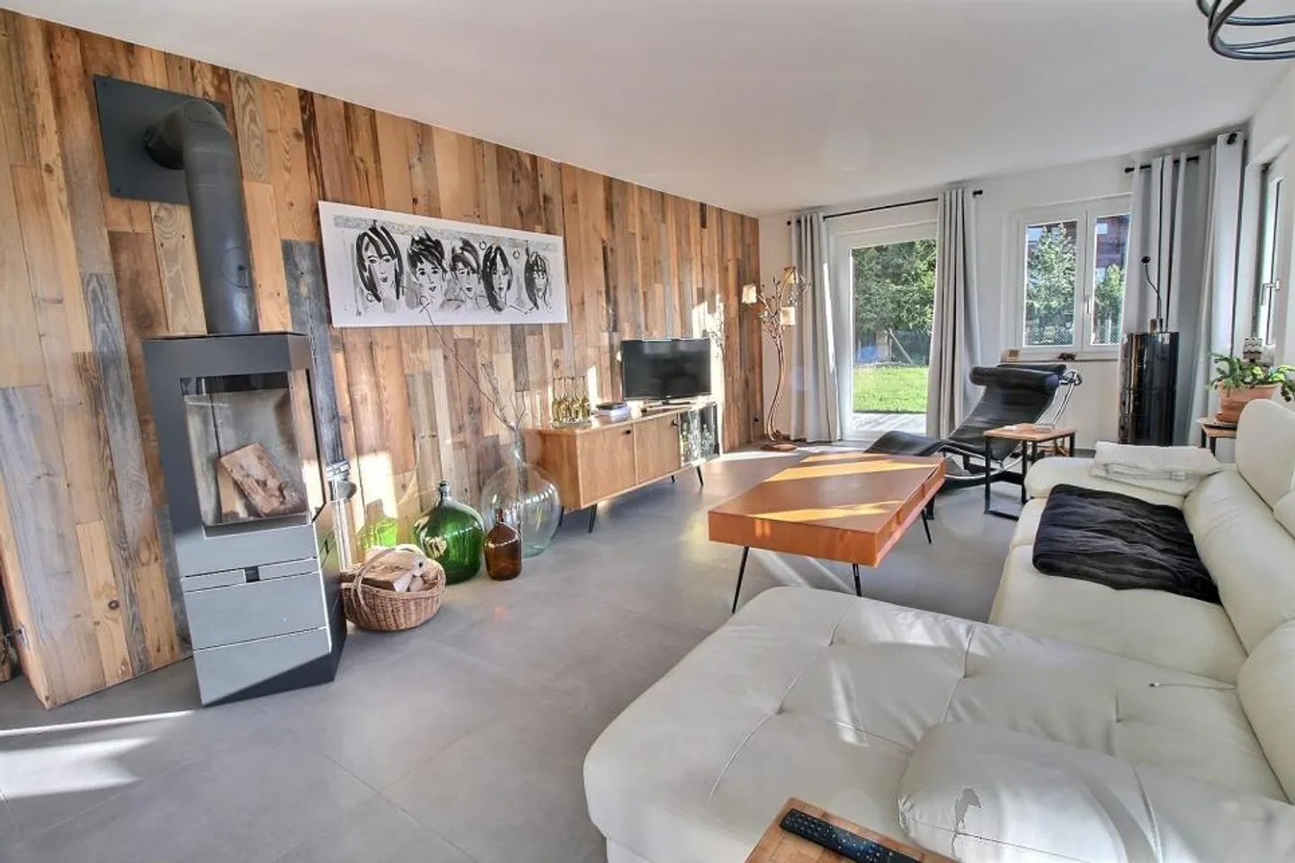 Superbo appartamento di 6 stanze completamente ristrutturato con terrazza e giardino - Foto 2 di 13