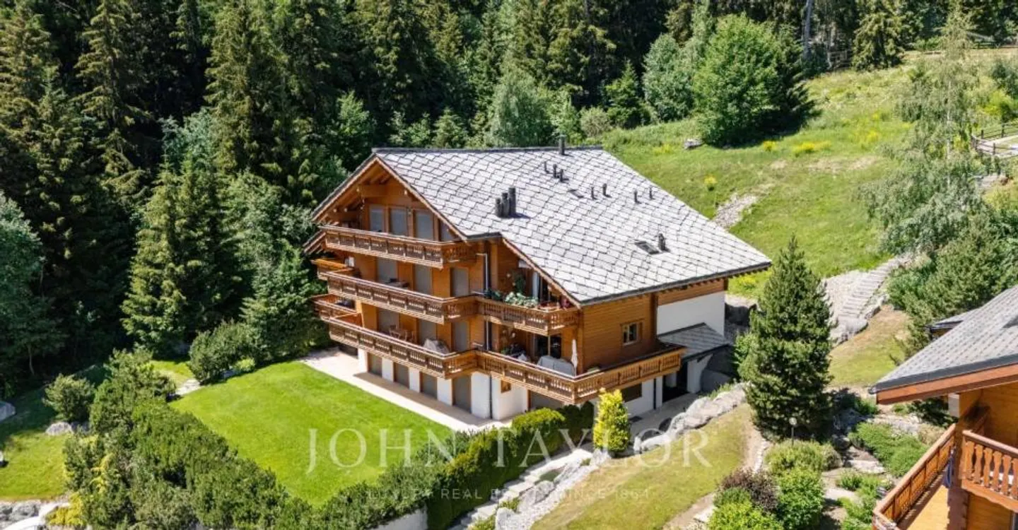 Duplex Eccezionale a Crans-Montana - Foto 1 di 10