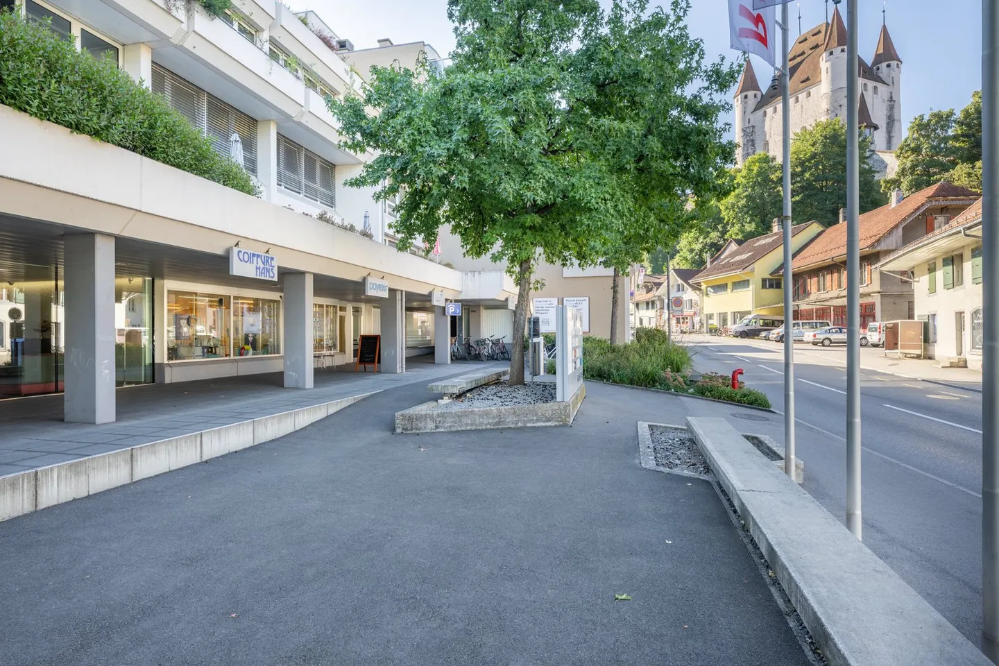 Attractive Retail Space with Versatile Usage Options - Photo 13 of 15