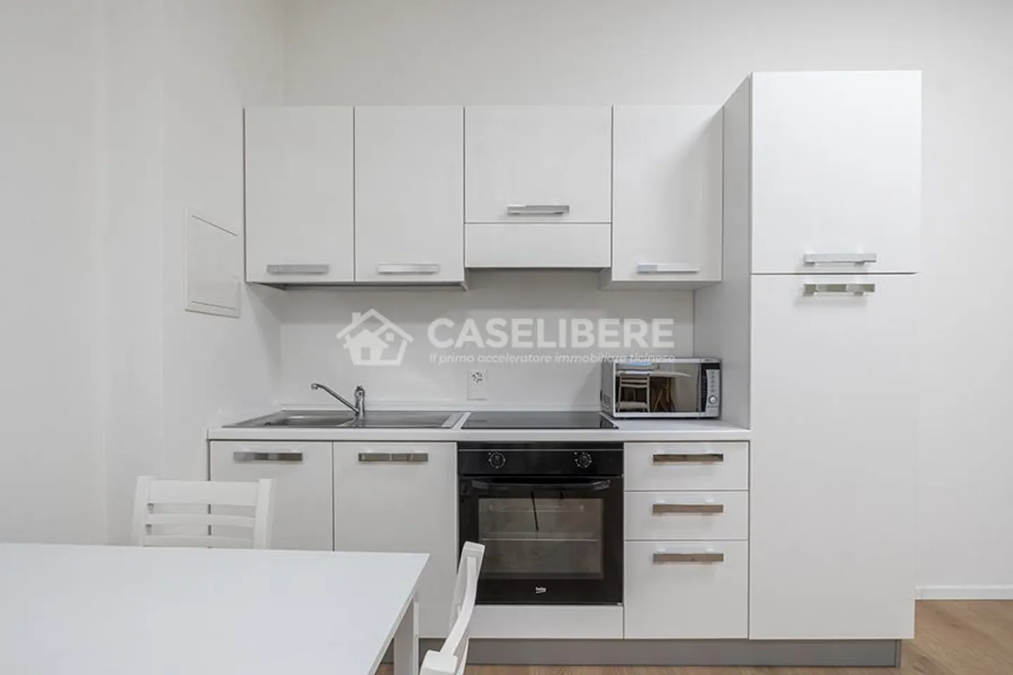 COMODO MONOLOCALE ARREDATO A CHIASSO - Foto 4 di 7