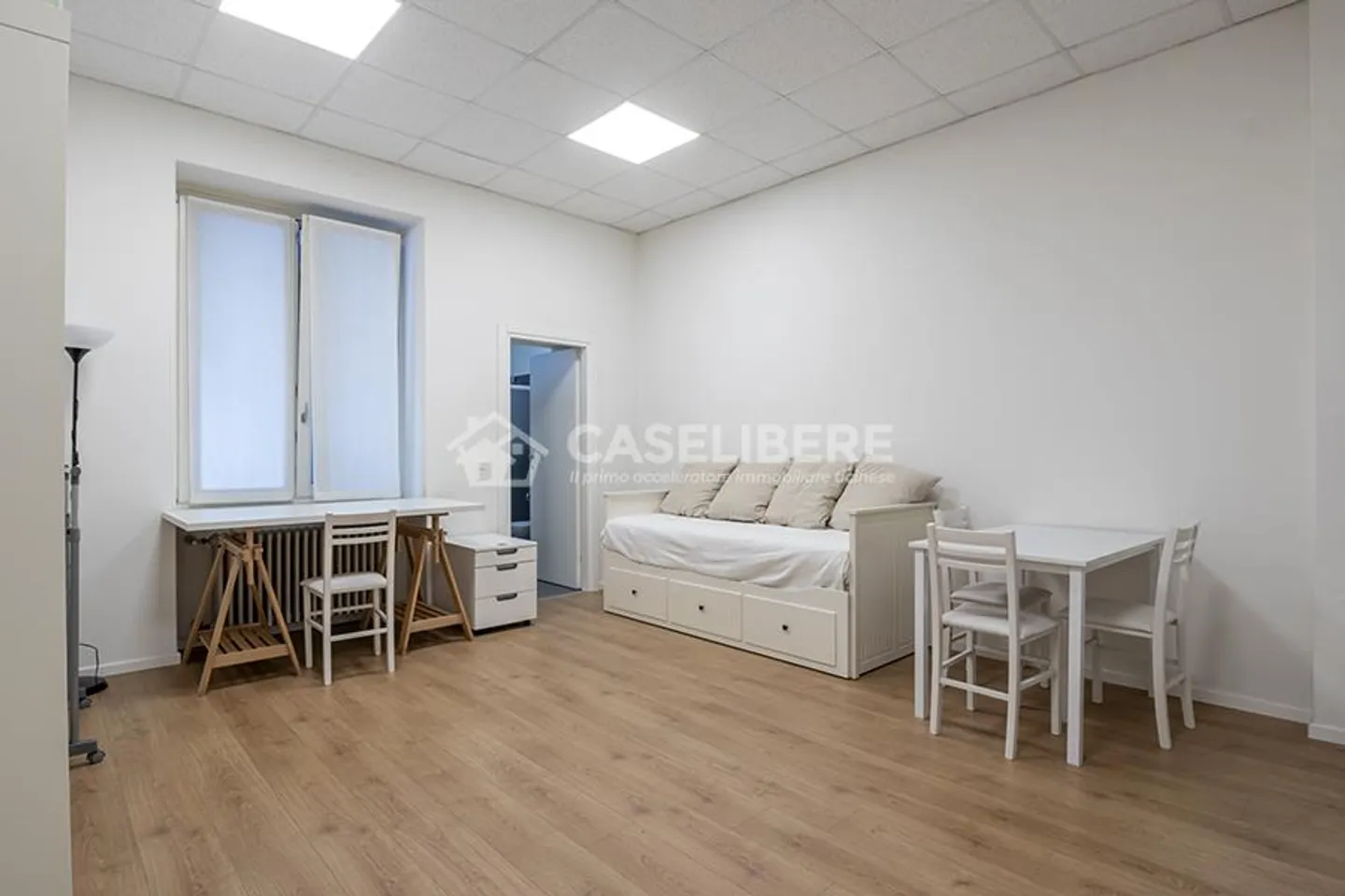 COMODO MONOLOCALE ARREDATO A CHIASSO - Foto 1 di 7