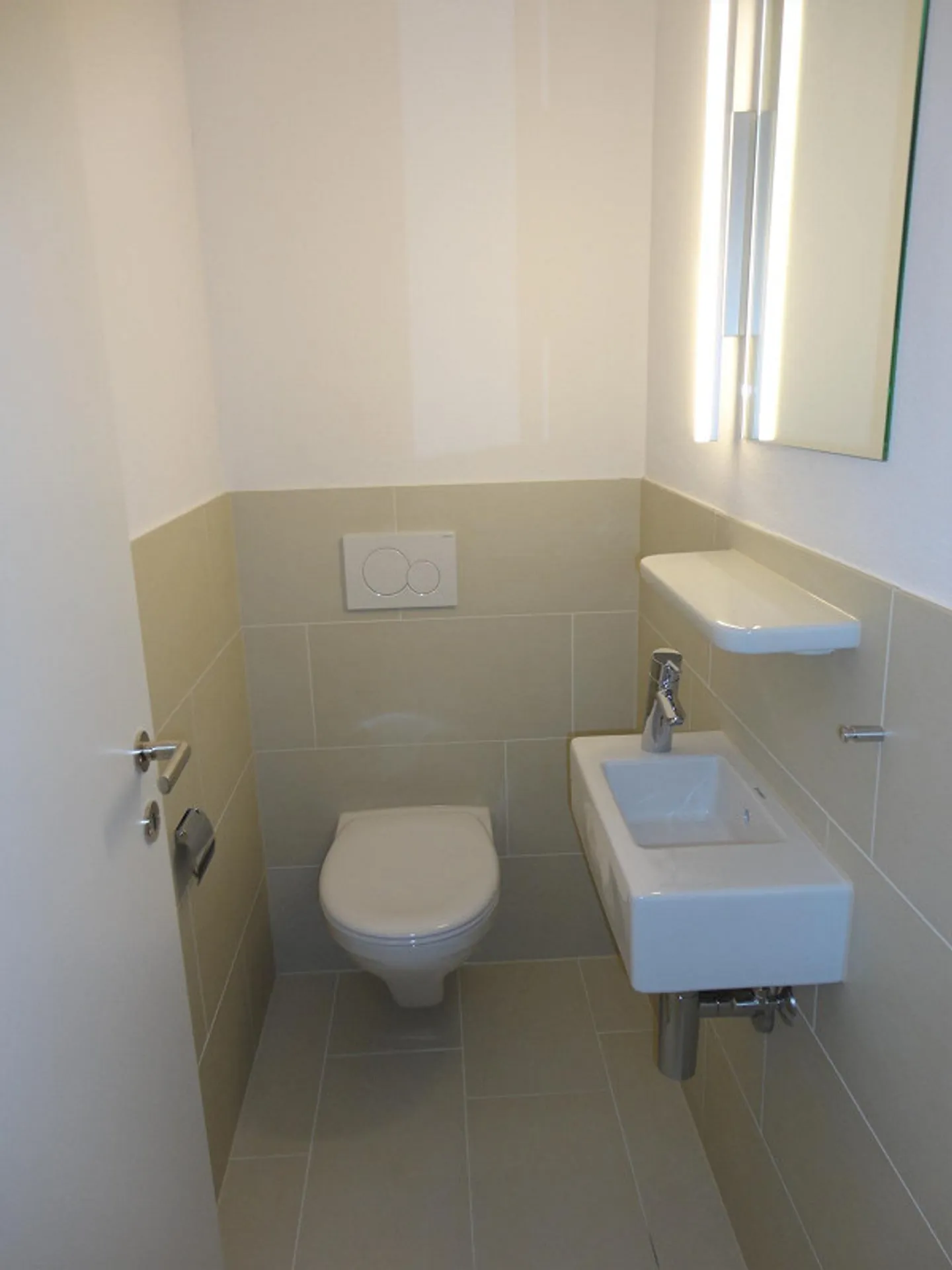 High-quality 3.5-room apartment with a view of greenery - Photo 7 of 9