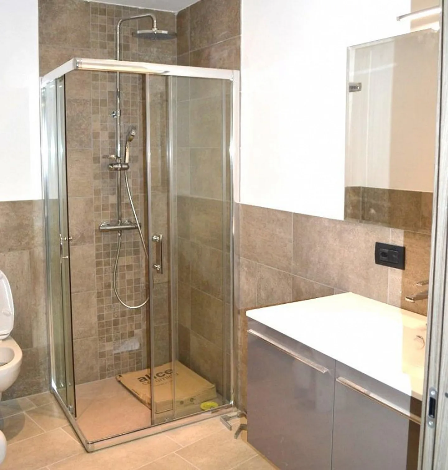 2.5-ROOM DUPLEX APARTMENT IN COURTYARD - Photo 4 of 5