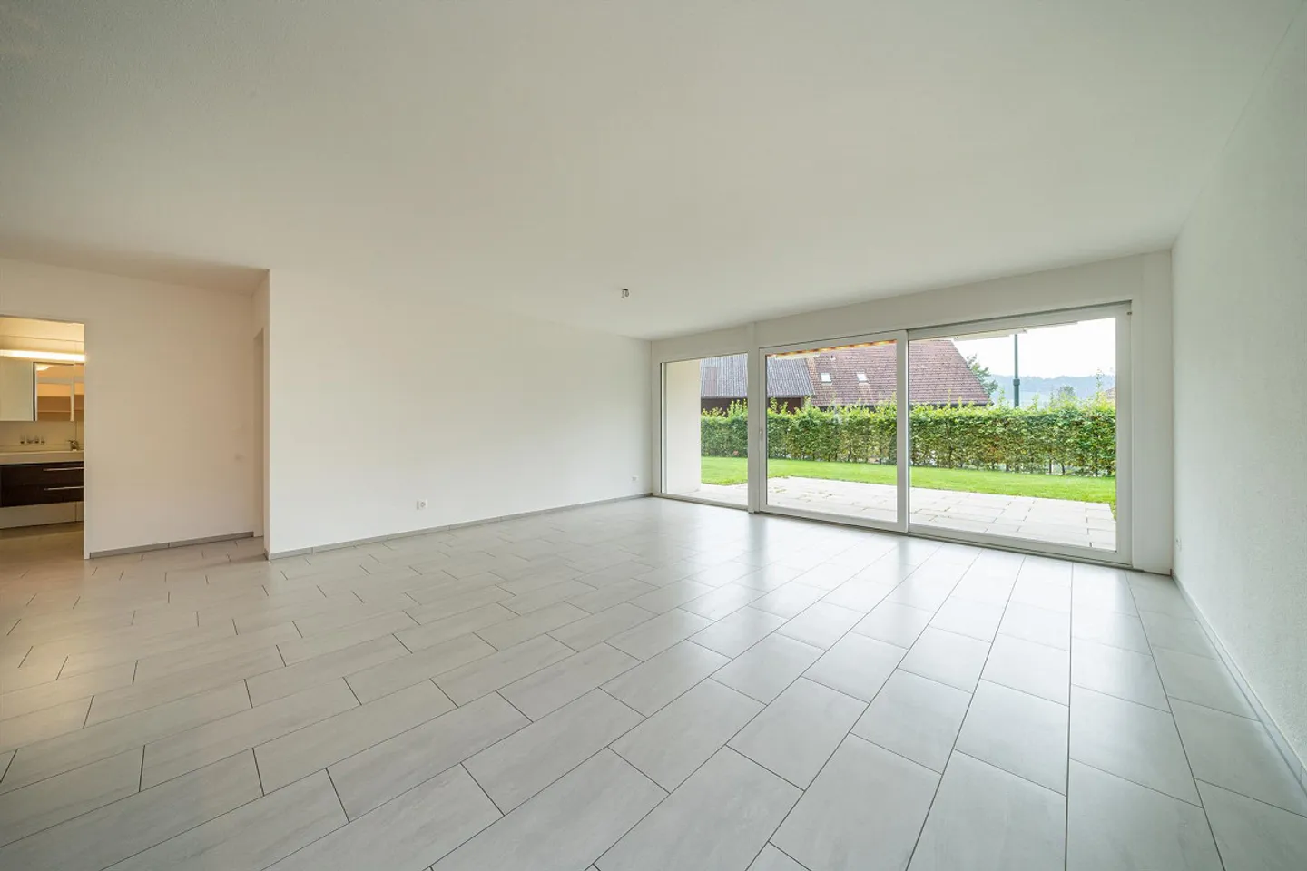 Appartement spacieux de 3½ pièces à Uffikon - Photo 4 sur 11