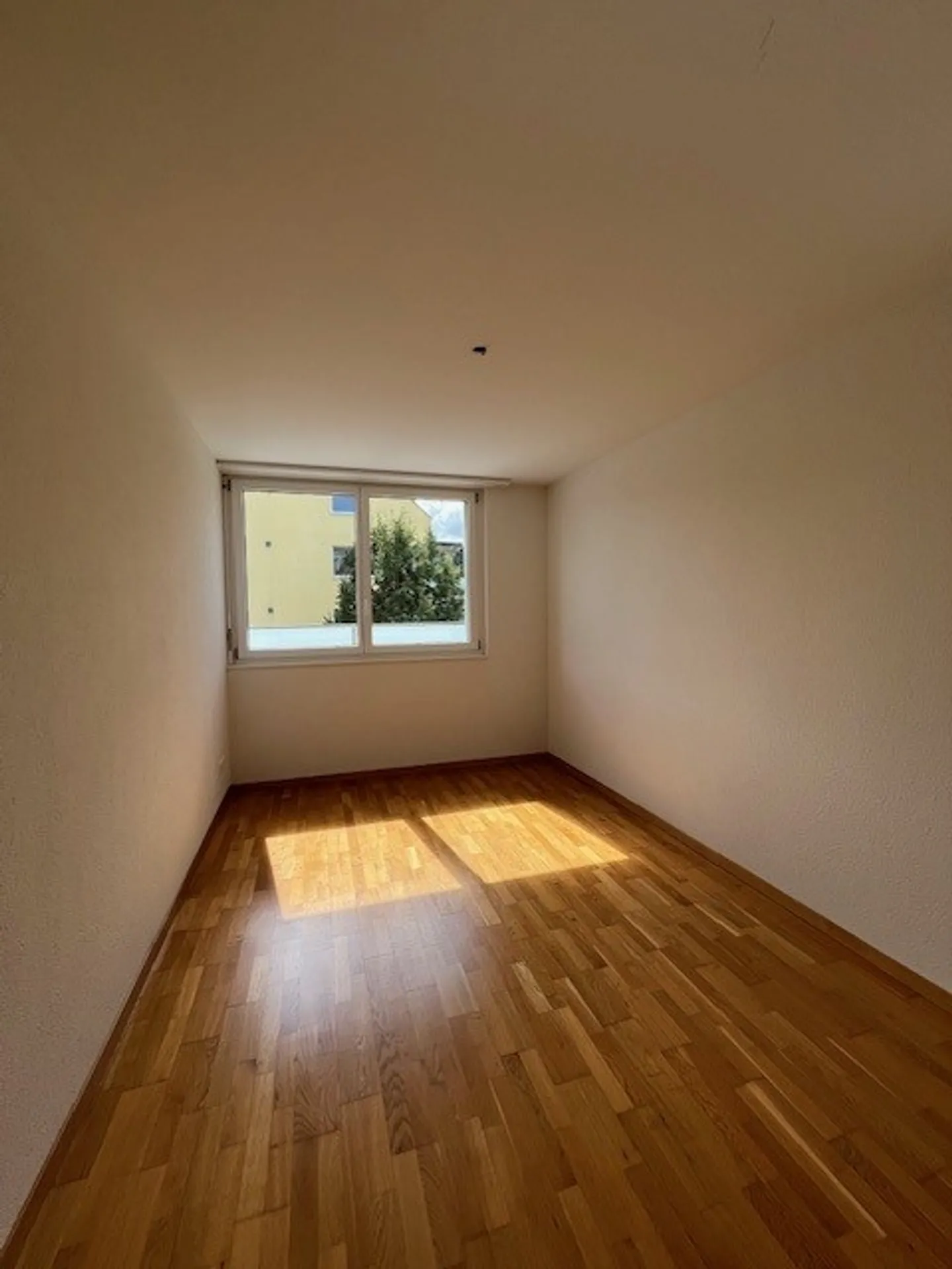 Spezielle 4.5-Zimmer-Galeriewohnung für Ihre Familie/WG? (Nähe IKEA) - Foto 9 von 13