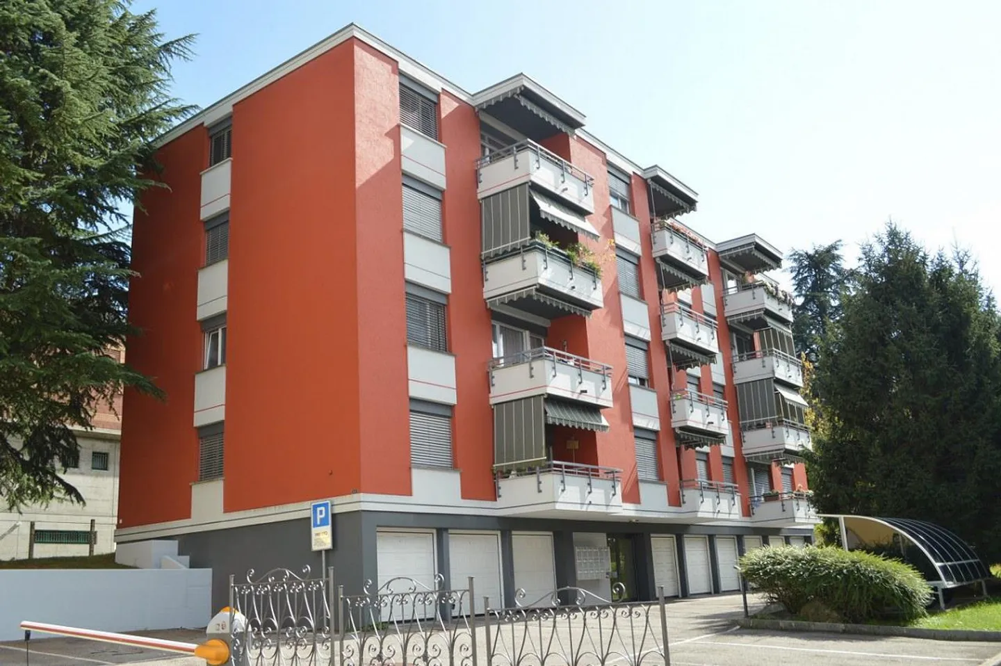 Appartamento 2.5 stanze al terzo piano - Foto 1 di 10