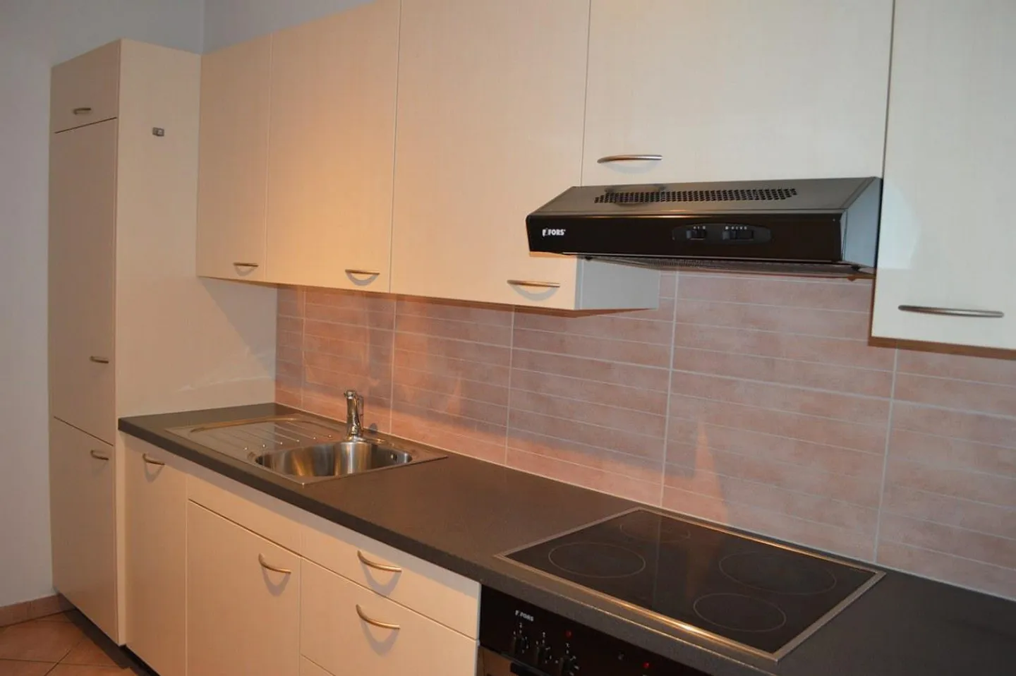 Appartamento 2.5 stanze al terzo piano - Foto 5 di 10