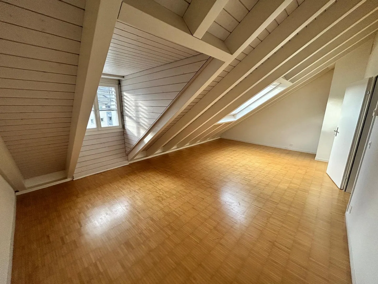 Maison de ville spacieuse de 6,5 pièces - Photo 6 sur 12