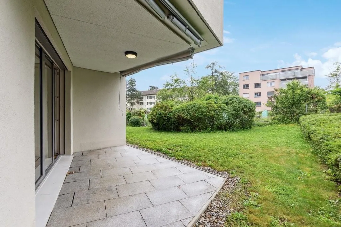 Vivere modernamente in una posizione centrale - Foto 9 di 10