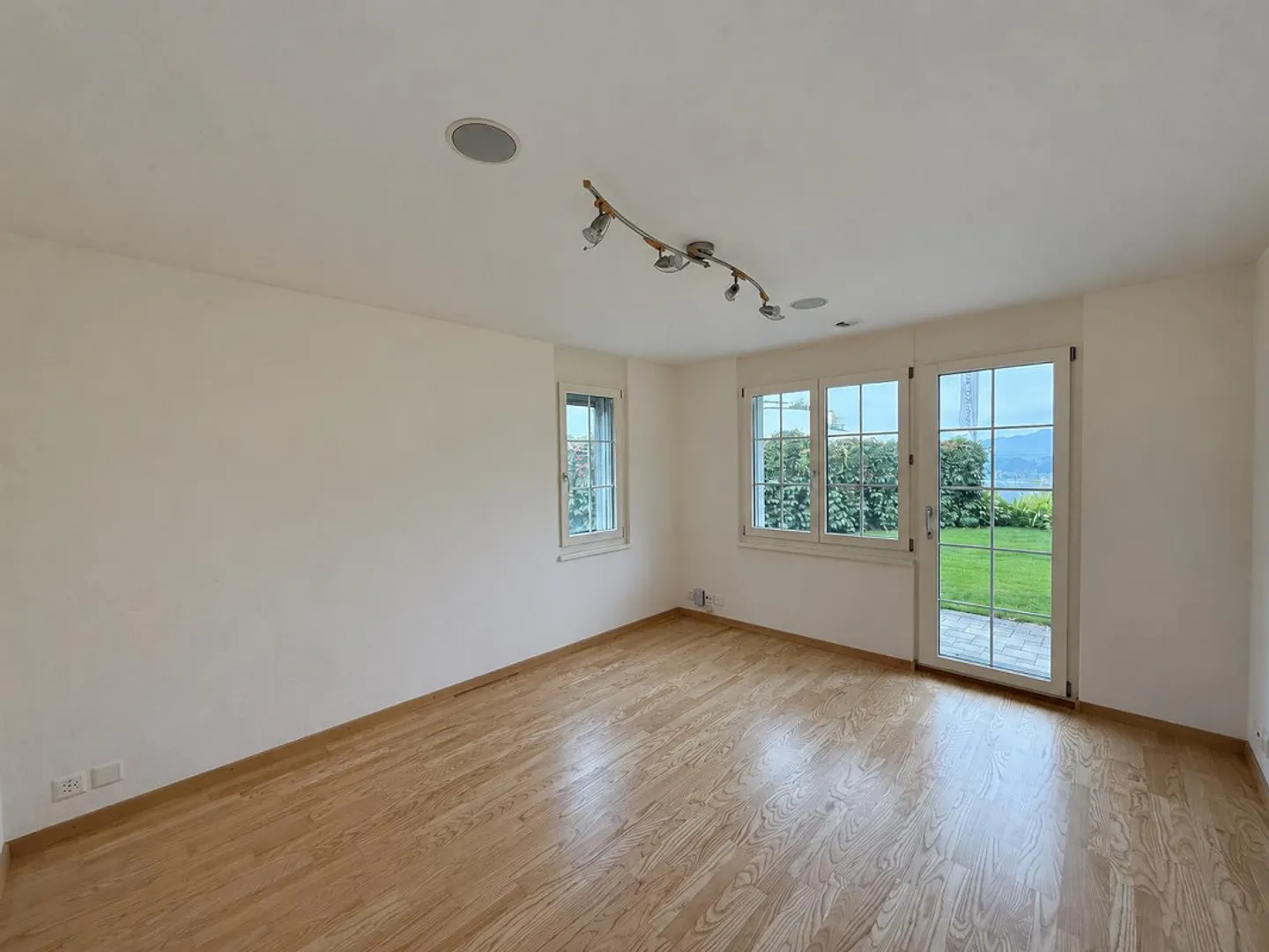 Gemütliche Wohnung mit Seesicht - Foto 3 von 13