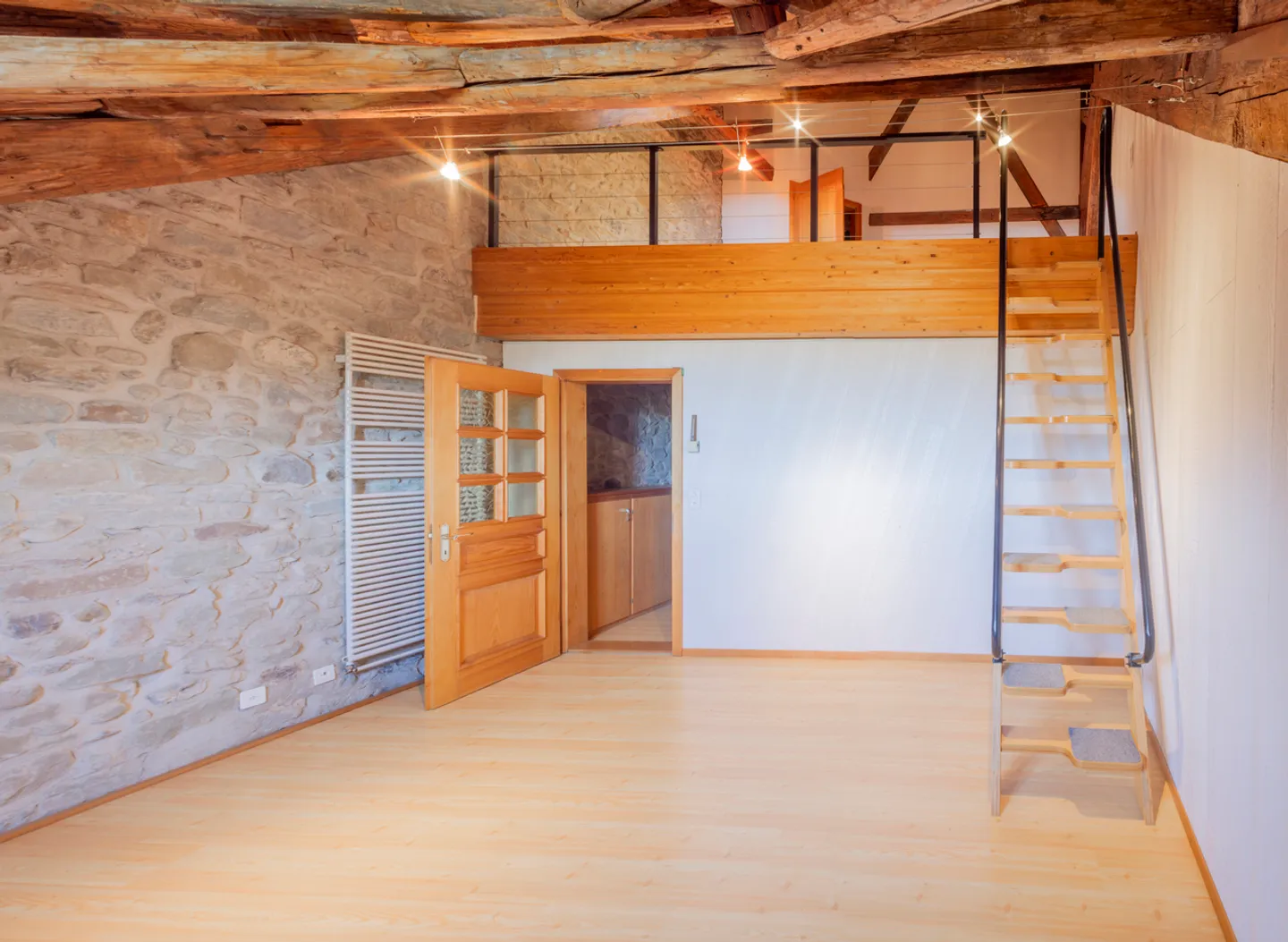 Charming Townhouse with Alpine Views - Photo 8 of 13