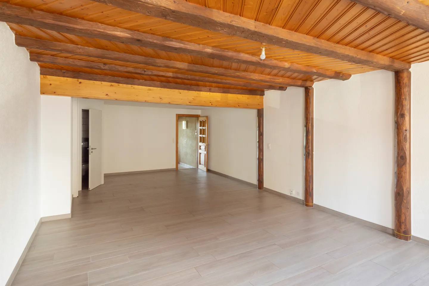 Charming Townhouse with Alpine Views - Photo 5 of 13