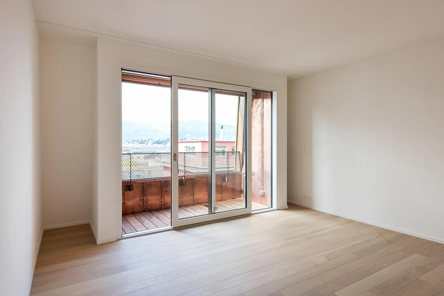 Great City Apartment - Photo 7 of 9