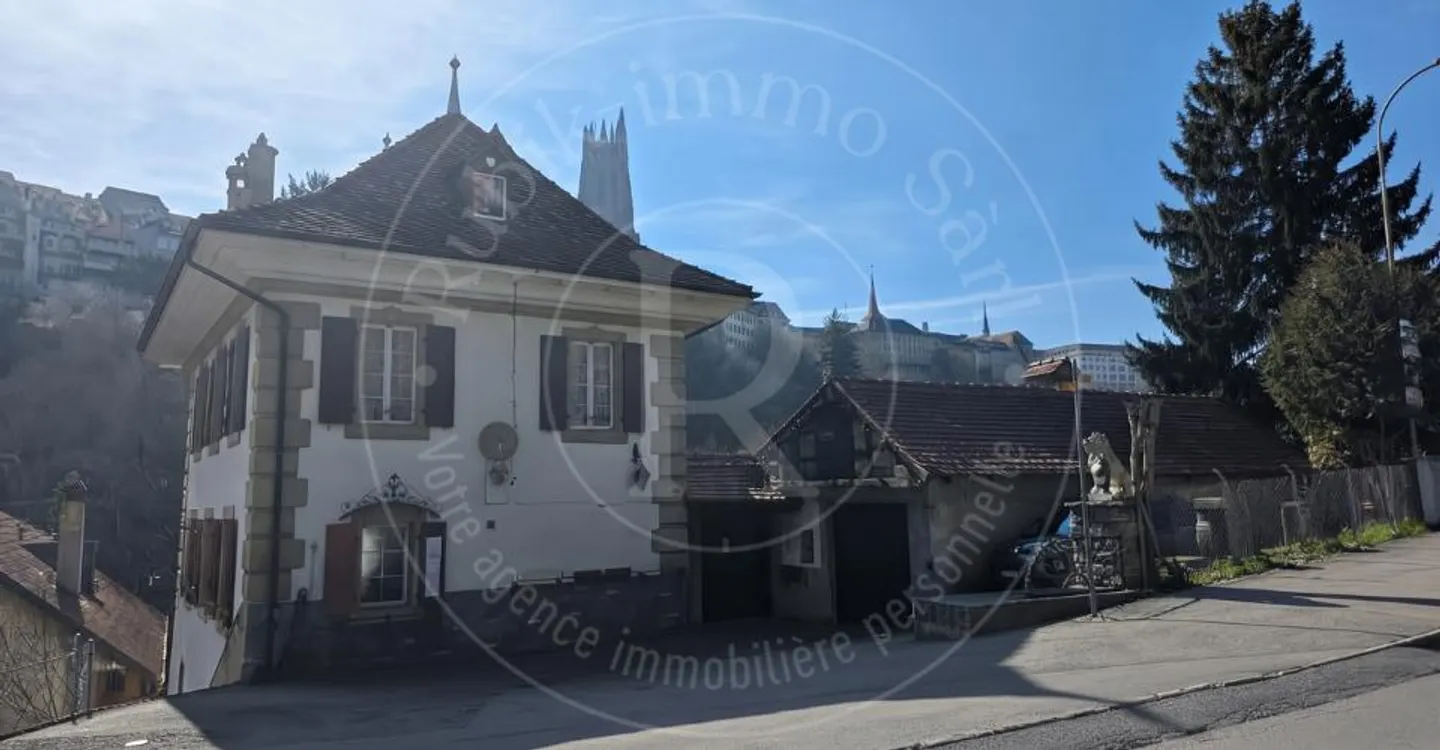Ein charaktervolles Zuhause im Herzen der Altstadt von Freiburg - Foto 4 von 10