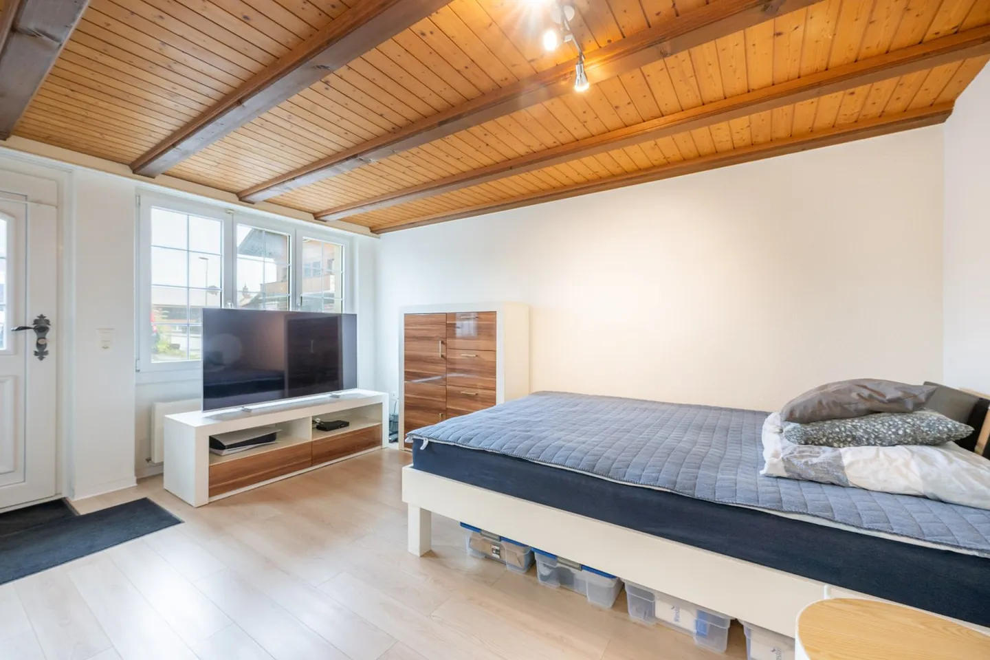 Propriété d'investissement charmante avec un flair historique - petite maison multifamiliale à Reutigen - Photo 28 sur 34