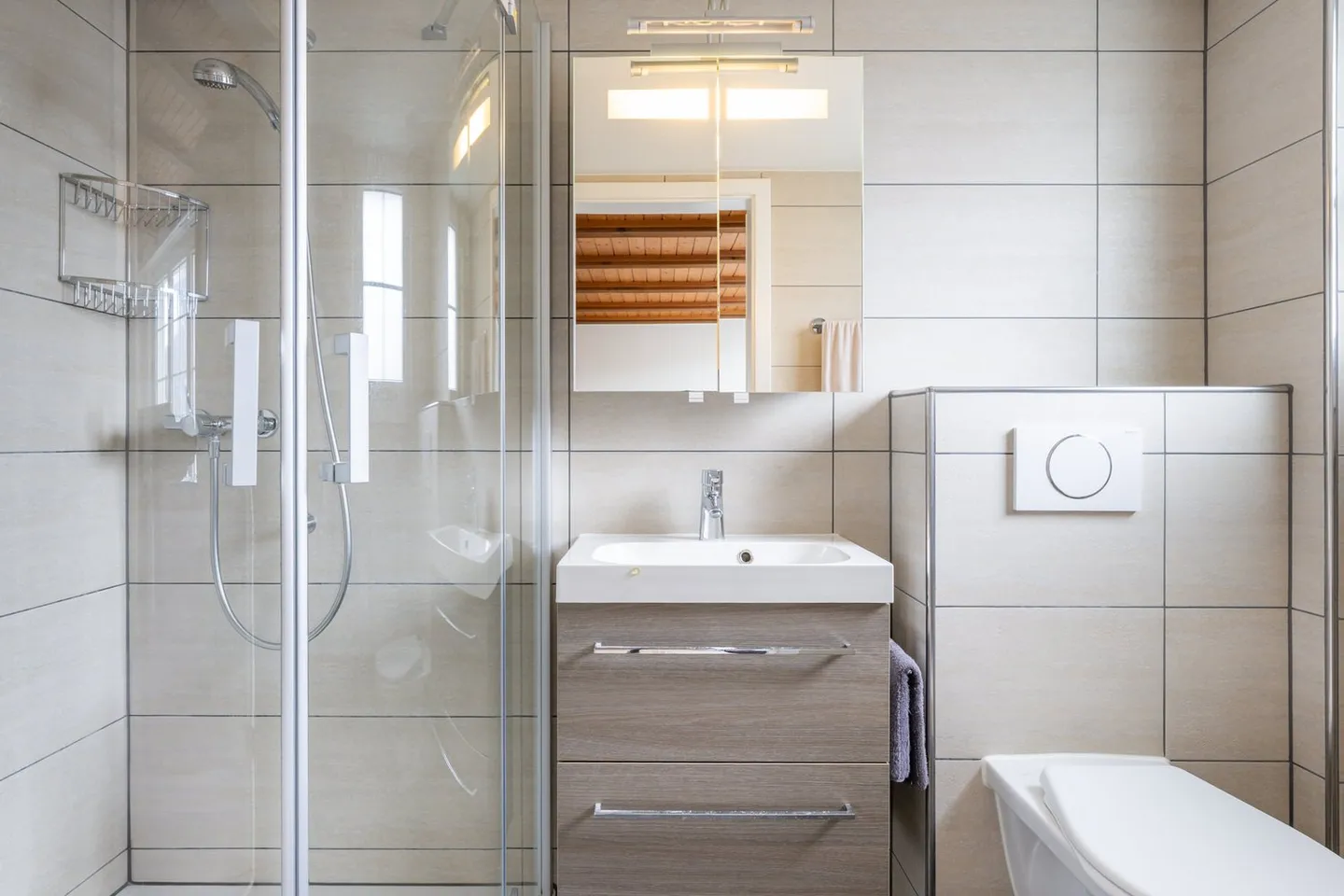 Propriété d'investissement charmante avec un flair historique - petite maison multifamiliale à Reutigen - Photo 30 sur 34