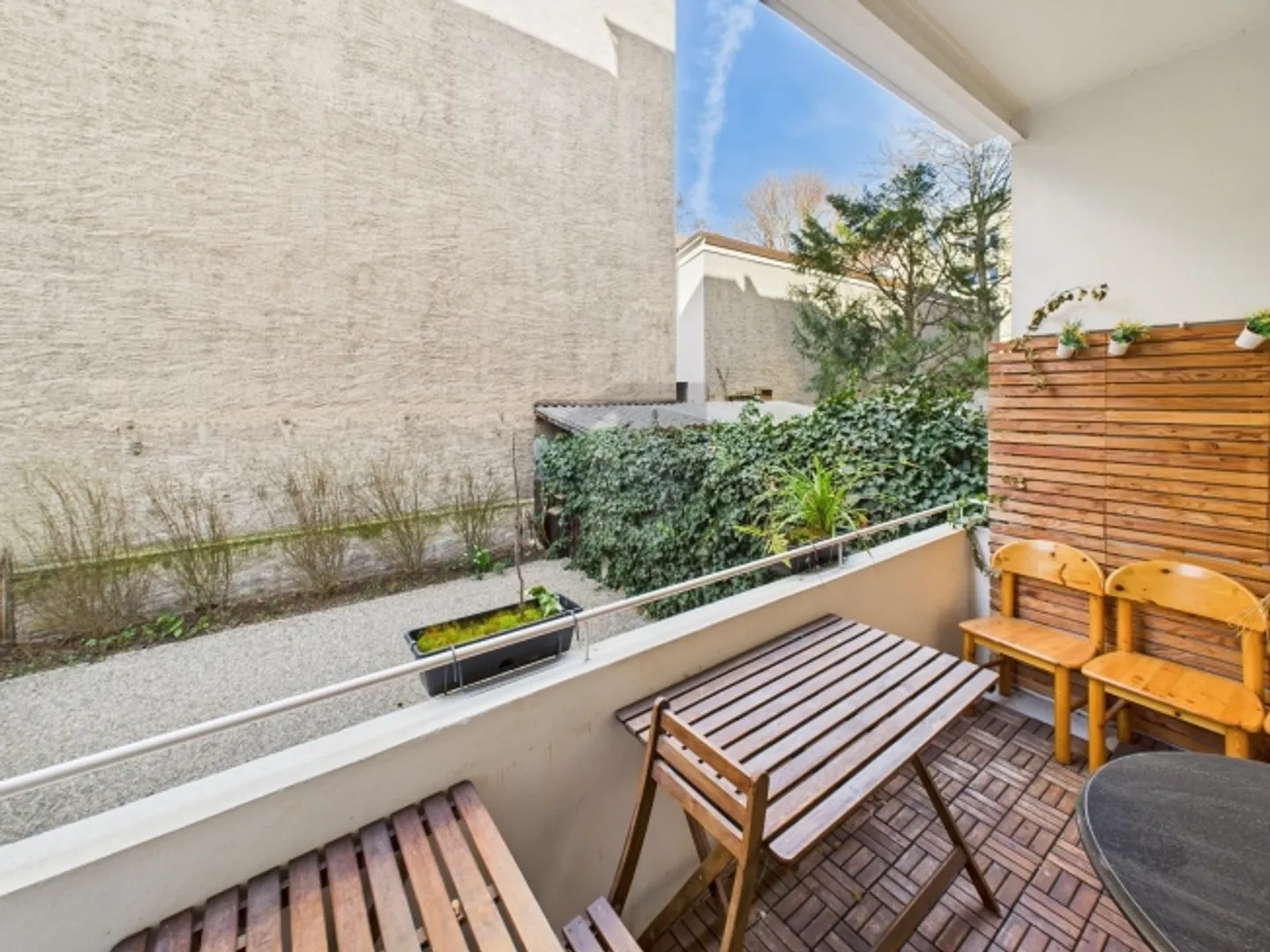 «ETABLIERT MIT HOHER KUNDENFREQUENZ» - Foto 1 von 6