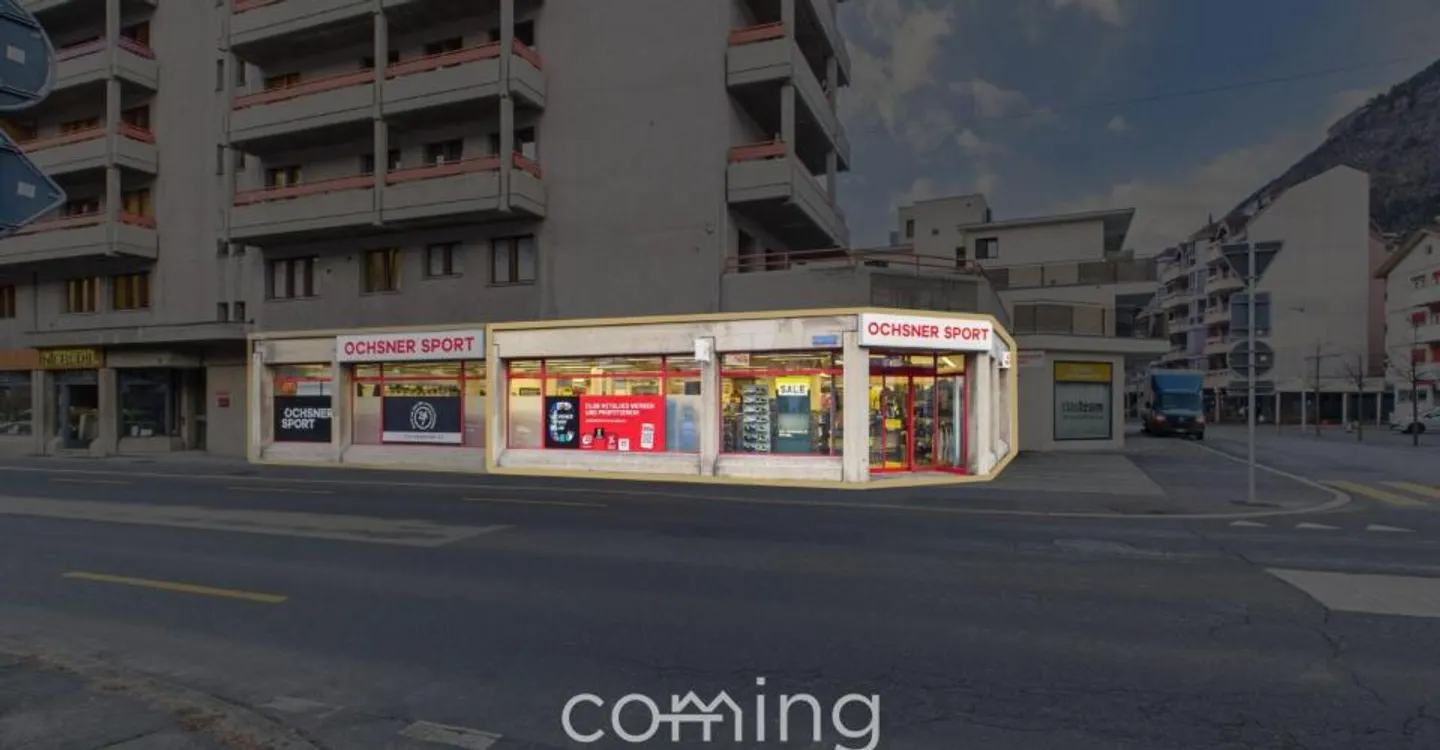 Ben visibile e senza barriere - 340 m² di spazio commerciale al piano terra di Visp - Foto 2 di 12