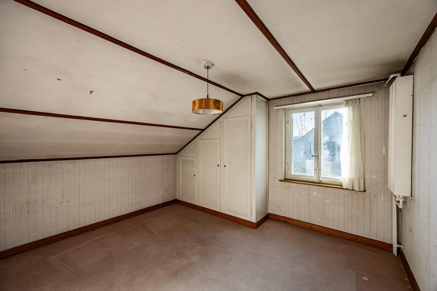 Property with potential in a beautiful location - Photo 7 of 10