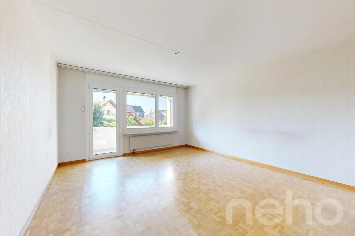 Practical 4-room apartment with large balcony in the Längi district - Photo 3 of 12