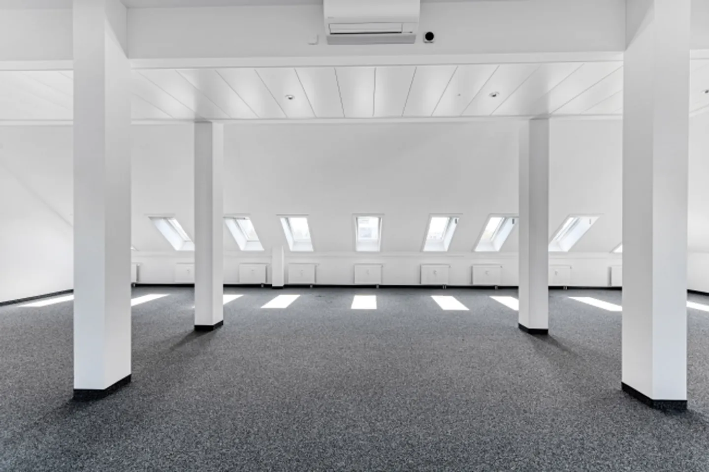 Bürofläche mieten - Foto 1 von 5