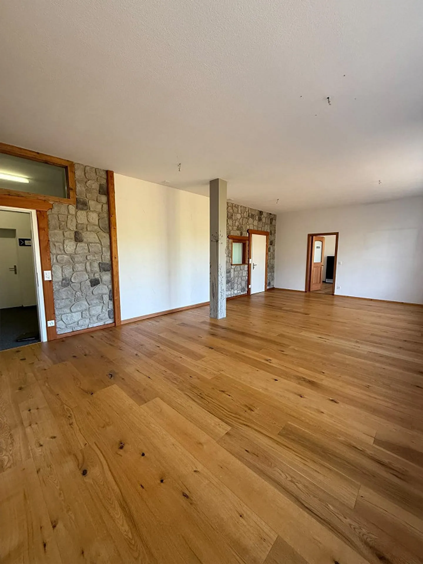 Attractive commercial premises in the Harfenberg² commercial building... - Photo 4 of 6