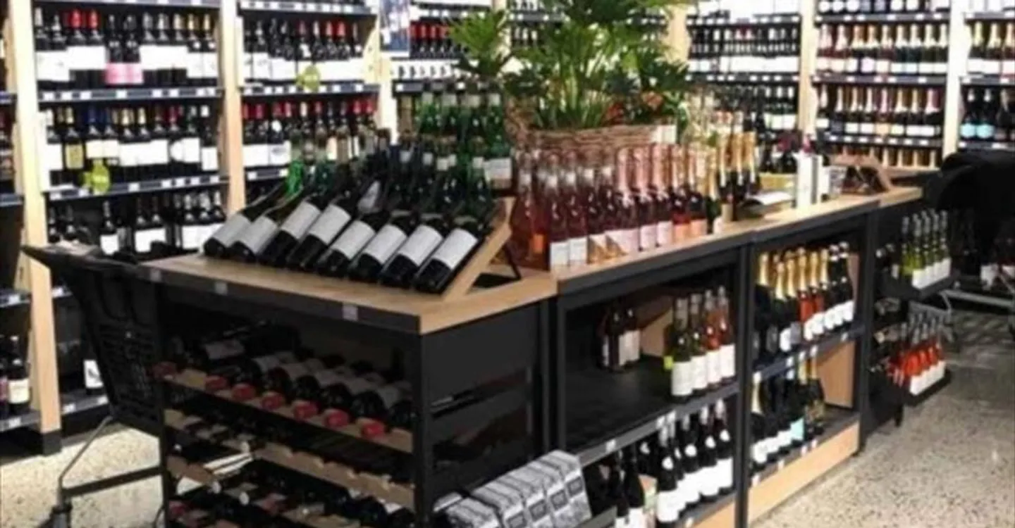 Shop for rent - Photo 3 of 6