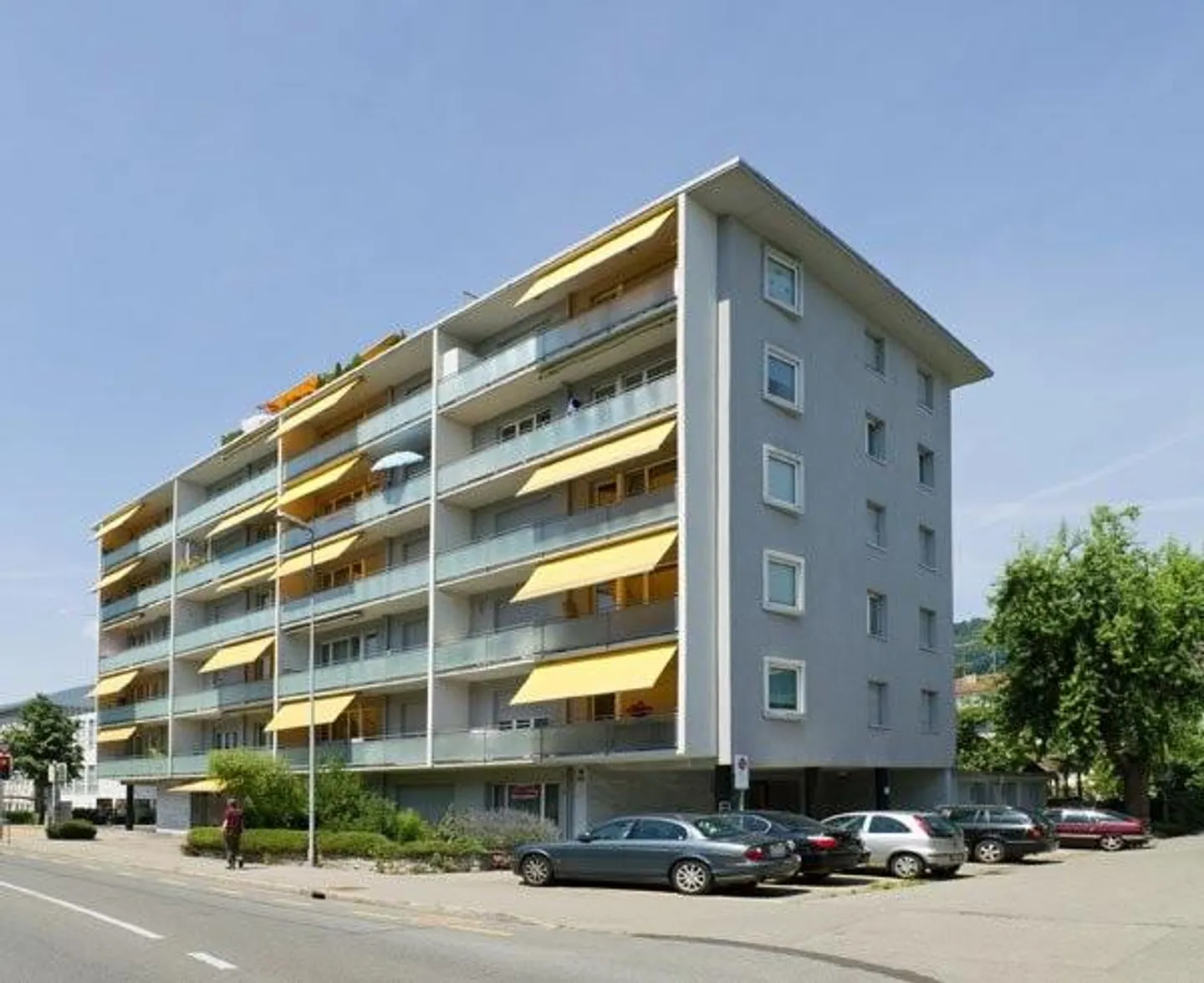 Apartment in the heart of Biel - Photo 1 of 5