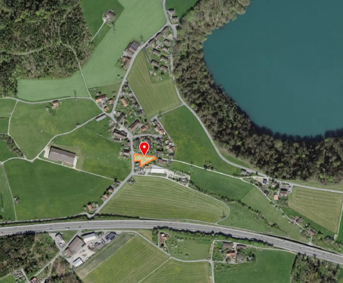 4-room apartment with pool and view in Mühleberg - Photo 5 of 13