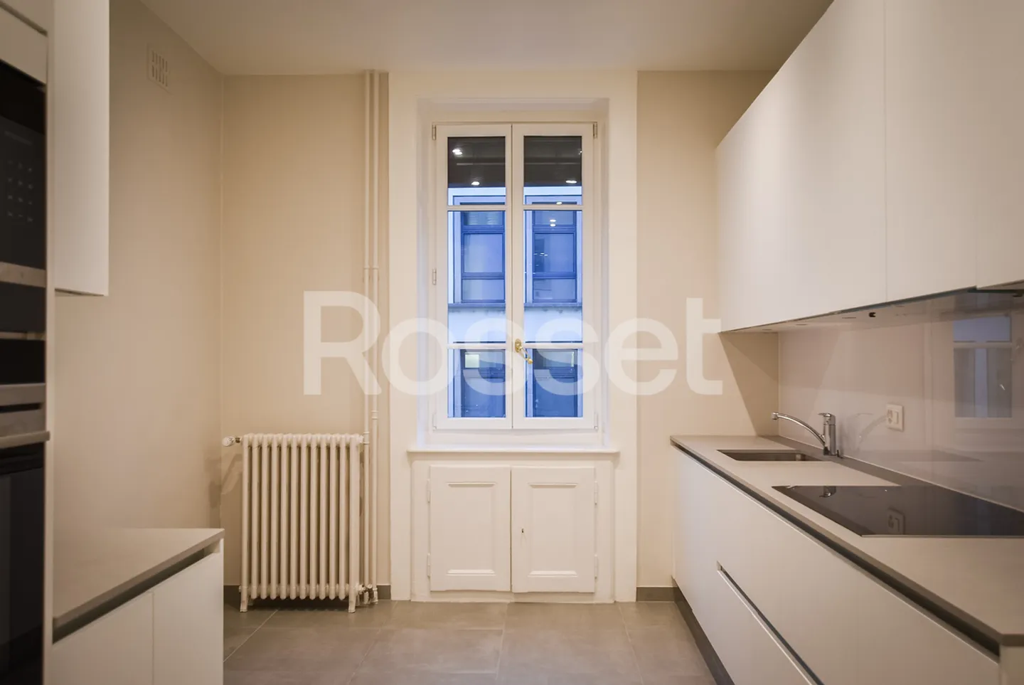 6-room apartment - Photo 4 of 9