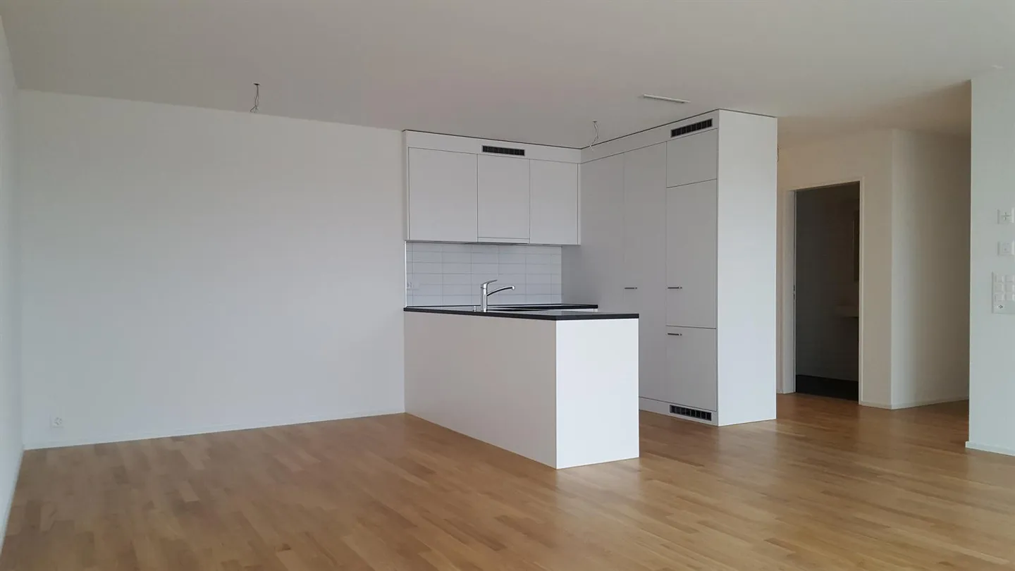 Pleasant Living in the Lichthof! - Photo 3 of 8