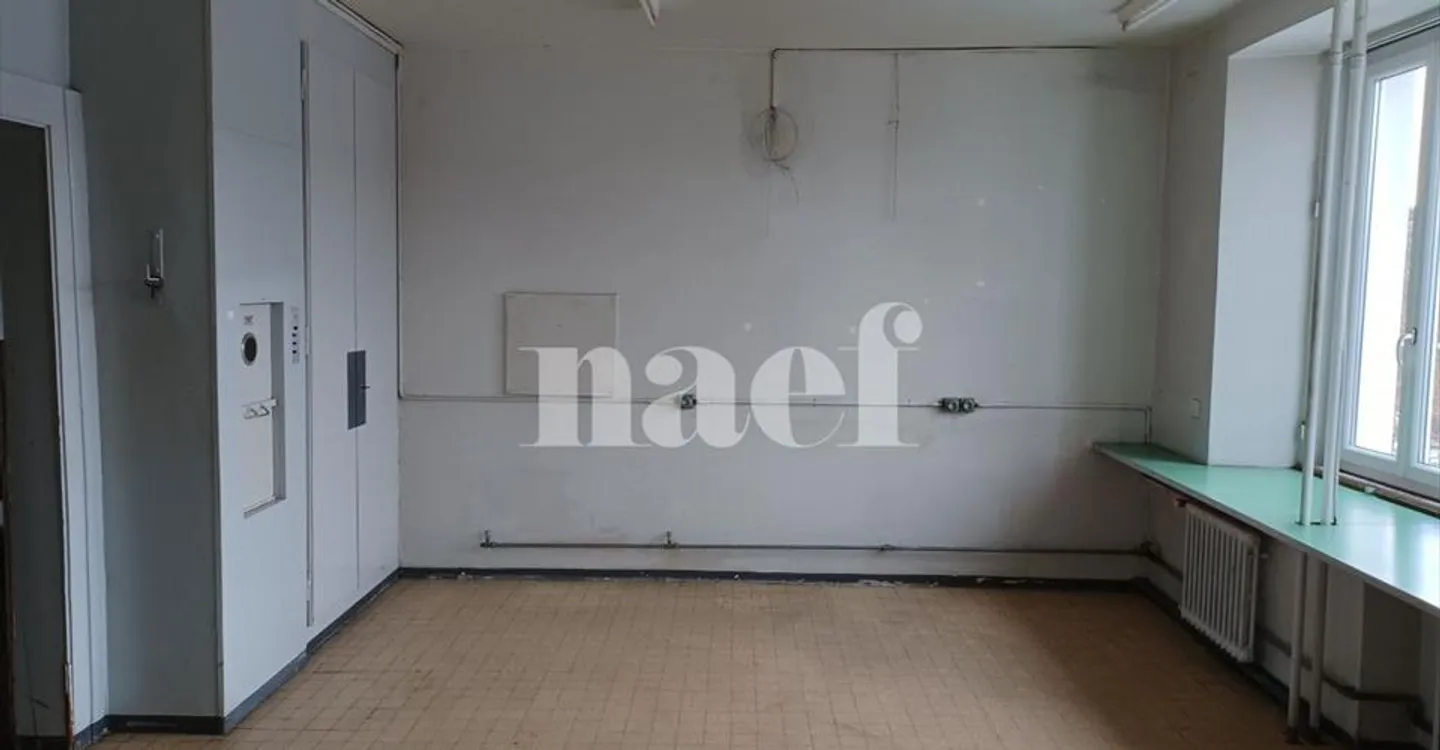 Bureau à louer - Photo 3 sur 13