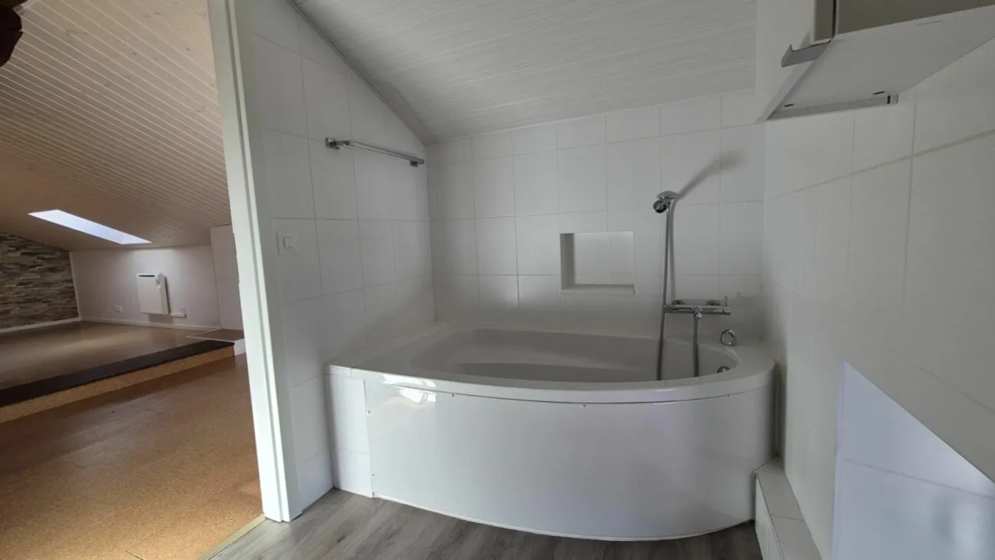 4-room apartment in Fully (VS) - Photo 8 of 12