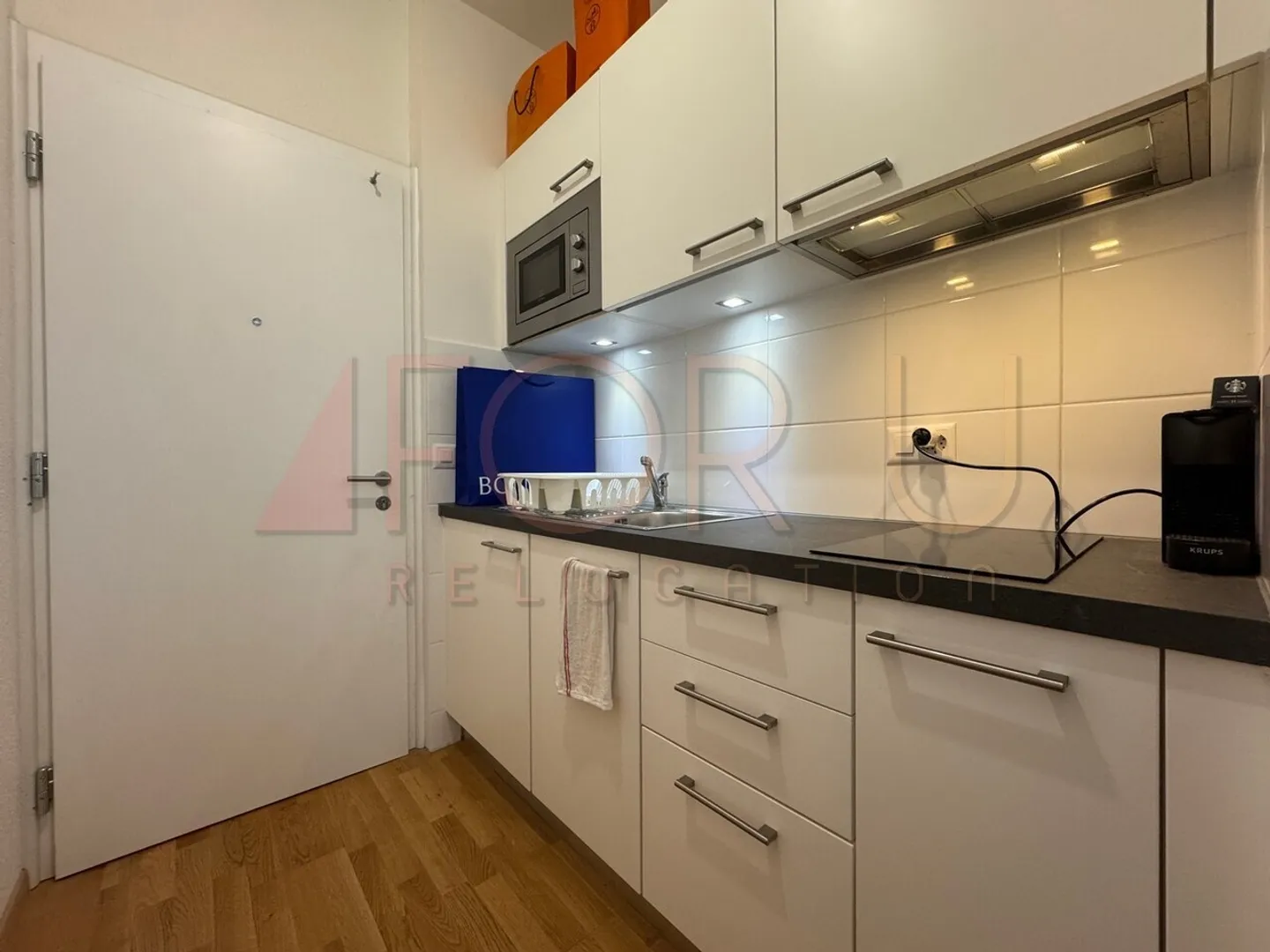 Studio moderno nel centro iper di Ginevra - Foto 3 di 4