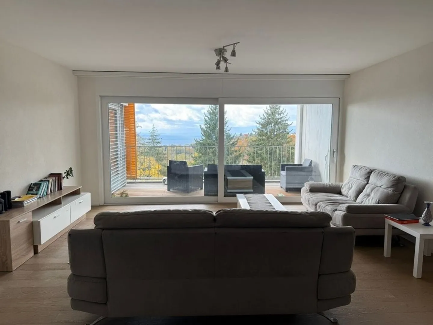 Stupendo appartamento con terrazza e vista lago mozzafiato - Foto 1 di 7