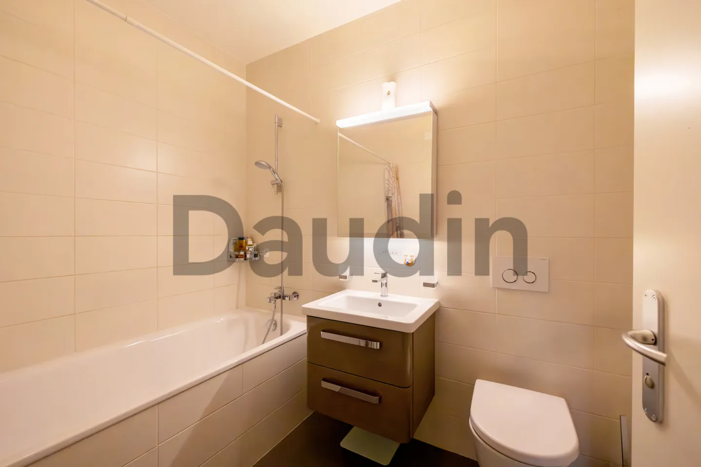 Casatax: charming apartment in a modern and secure residence - Photo 11 of 11