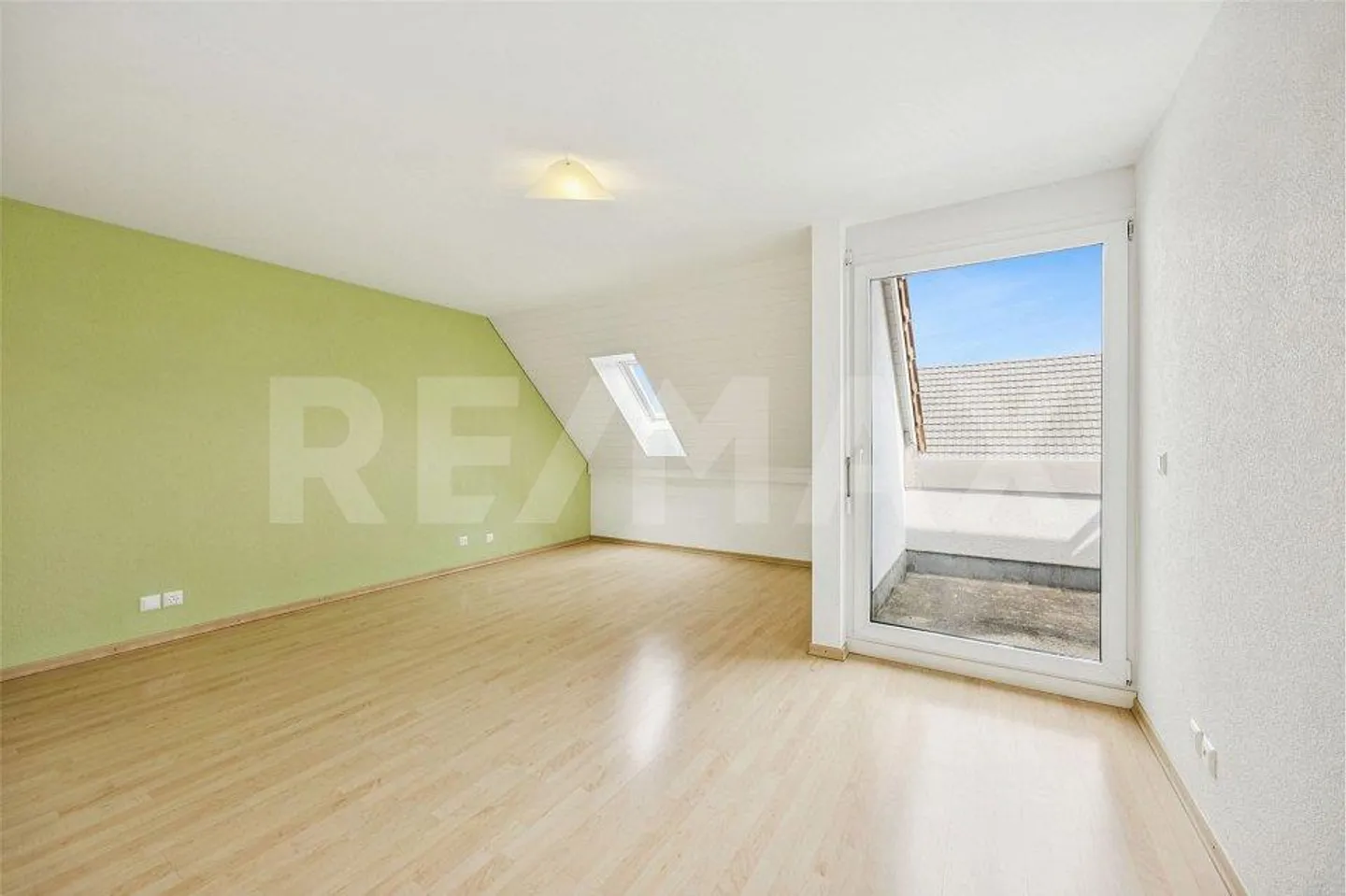 Grosszügige 3-Stöckige Wohnung mit Blick auf den Rhein... - Photo 6 of 13