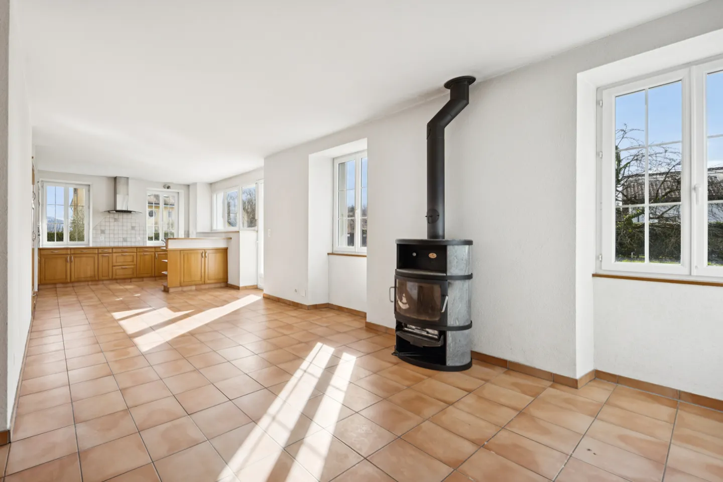 Charming farmhouse in a green setting - Photo 3 of 6