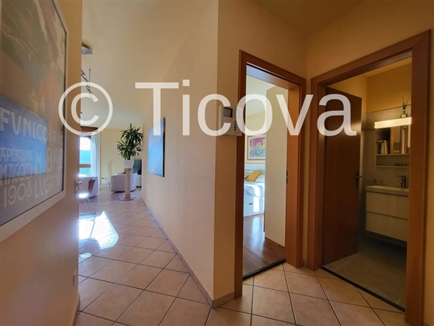 2.5 Rooms with Lake View and Swimming Pool. Private and Refined Context - Photo 4 of 8