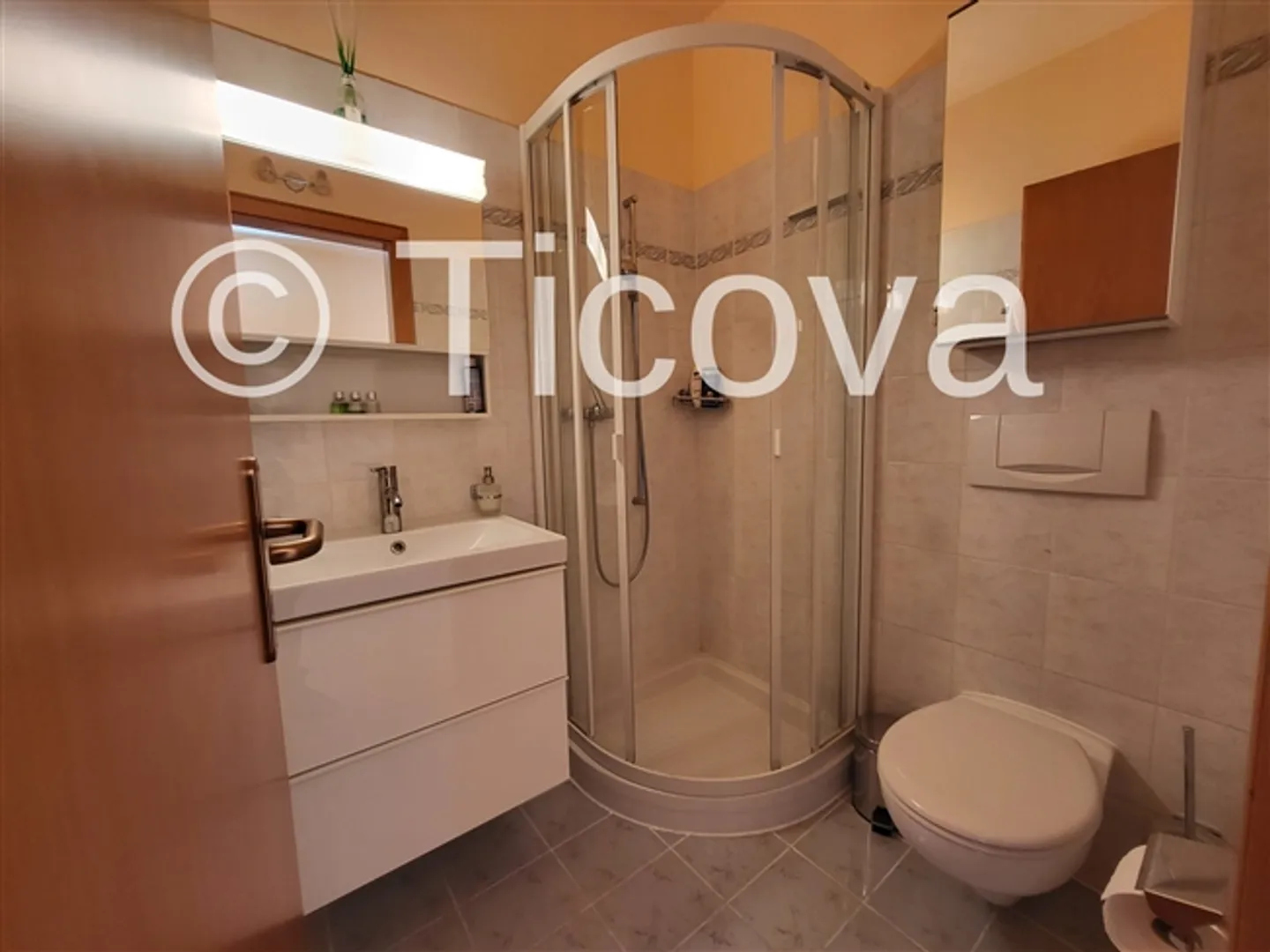 2.5 Rooms with Lake View and Swimming Pool. Private and Refined Context - Photo 8 of 8