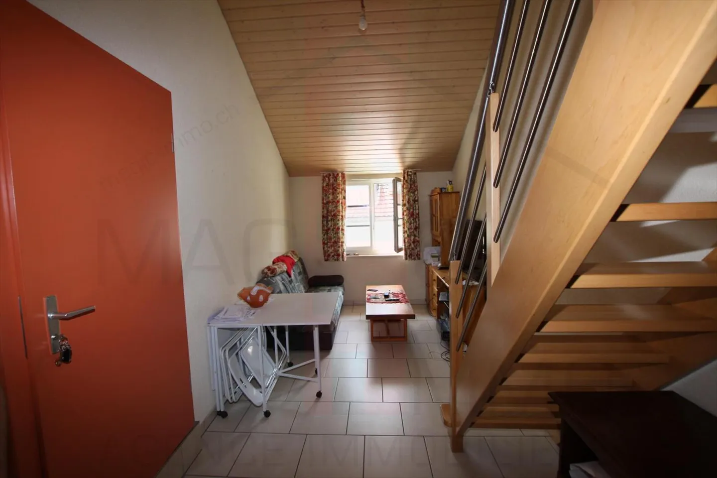 Mixed-use building for sale - Photo 11 of 13