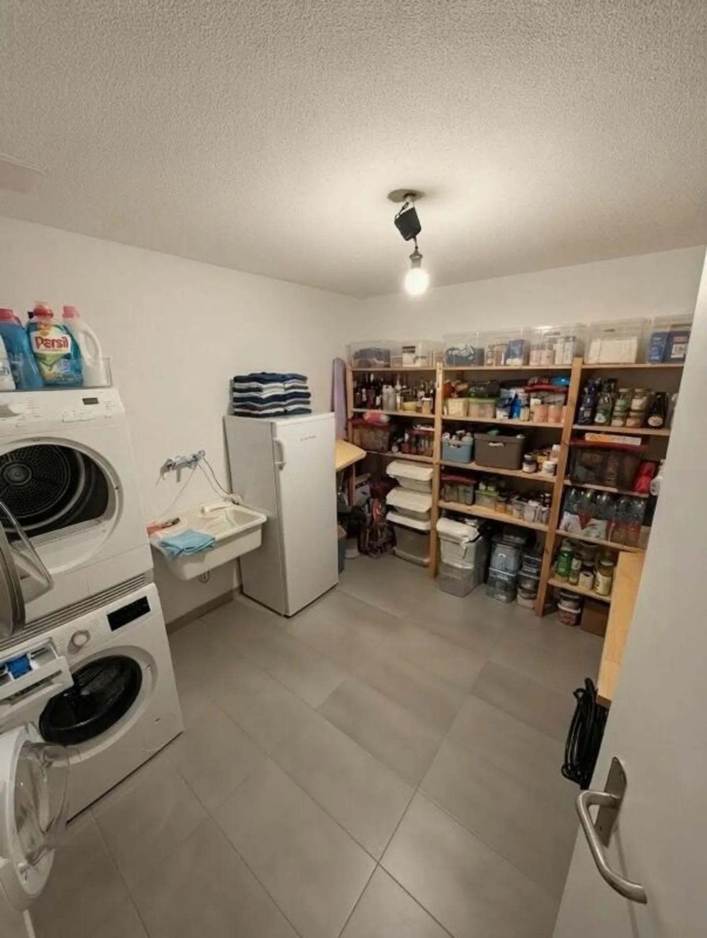 Geräumige Wohnung mit Garten - Foto 11 von 12