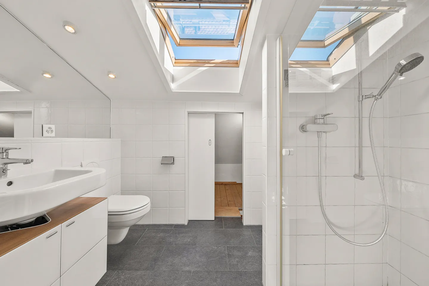 Au coeur de Vevey, à deux pas du lac, bien de charme - Photo 8 sur 14