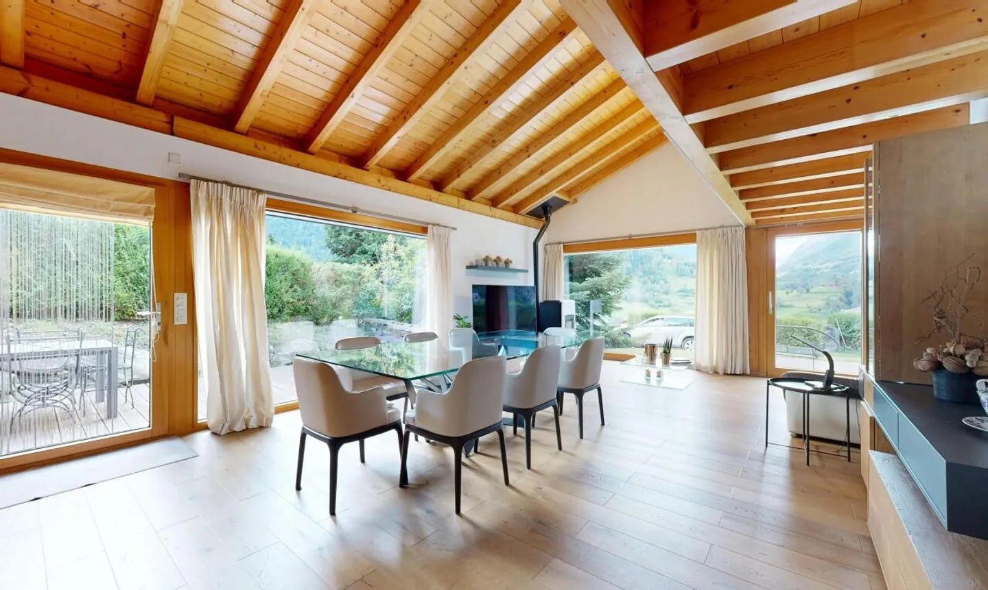 Vollèges - Chalet Familiare di Prestigio con Vista Mozzafiato - Foto 4 di 11