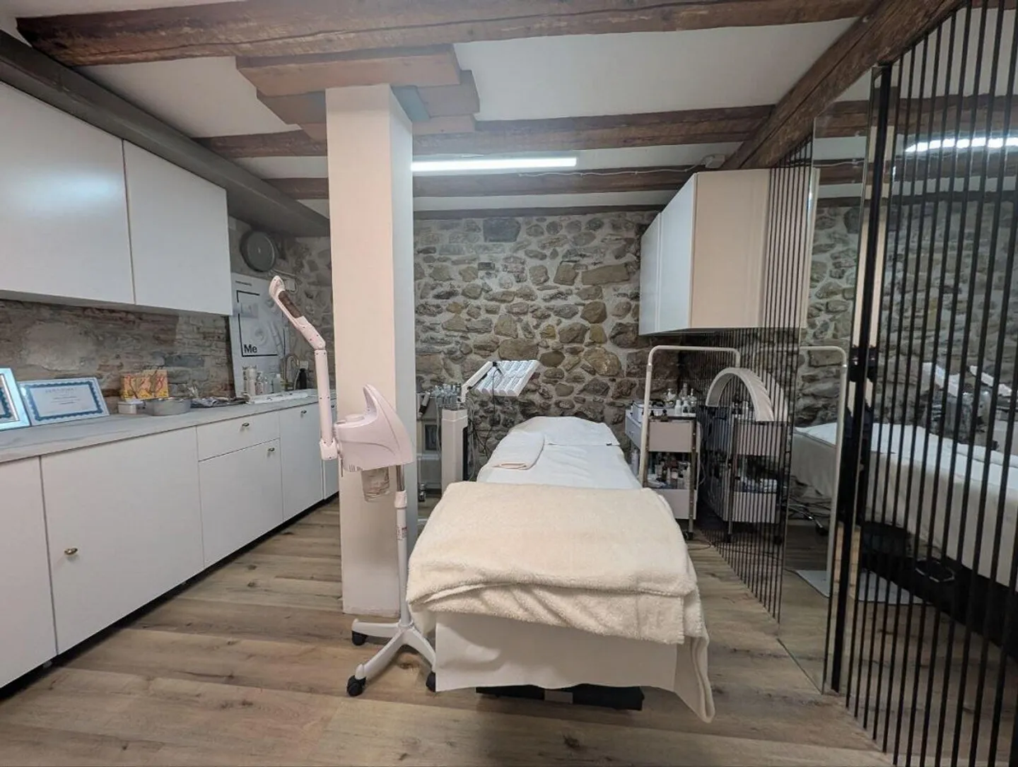 Nel cuore del Niederdorf - Salone consolidato o spazio per la tua idea - Foto 4 di 5