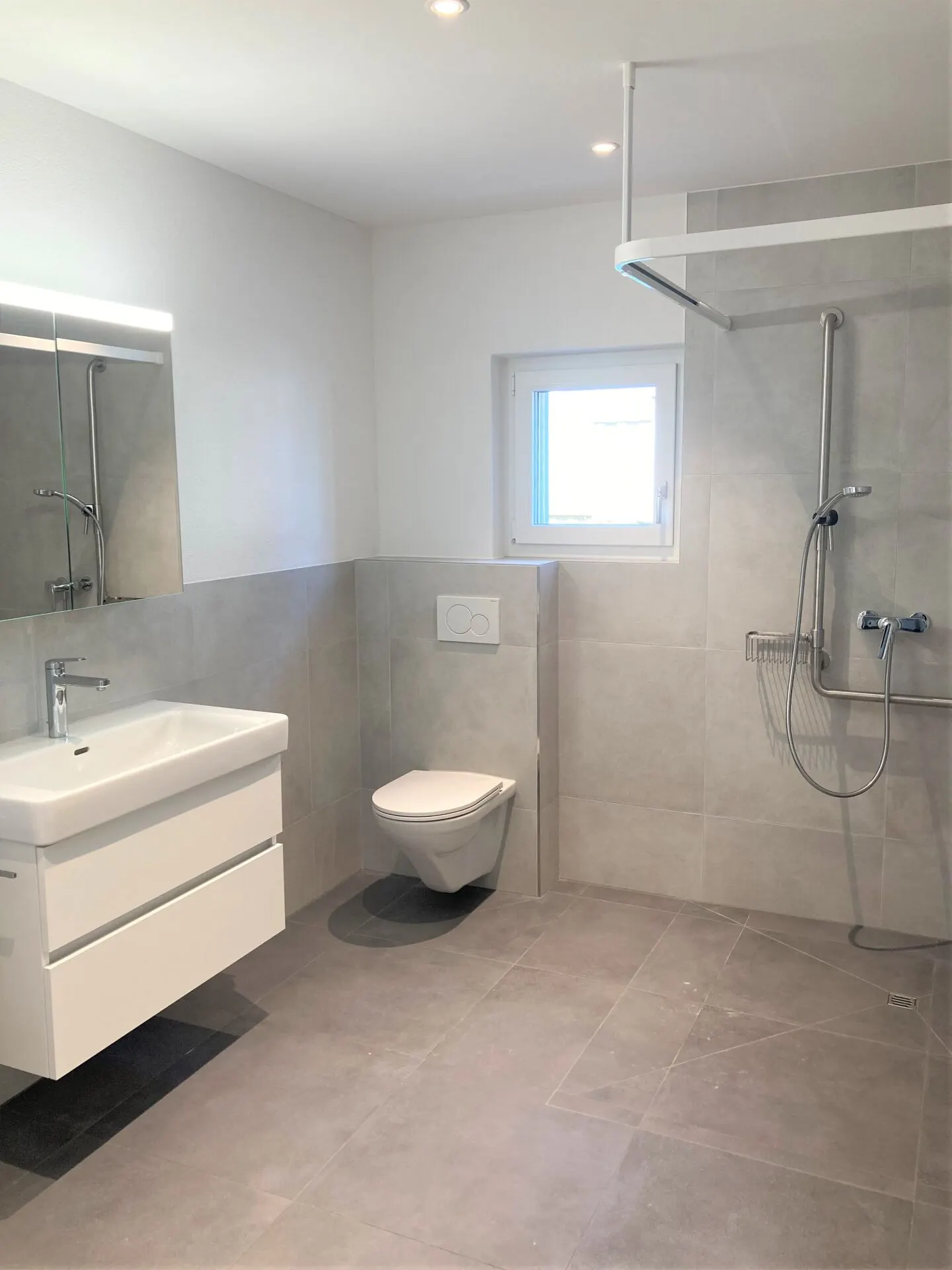 Newly built 2 1/2 room garden apartment with terrace for rent - Photo 2 of 5