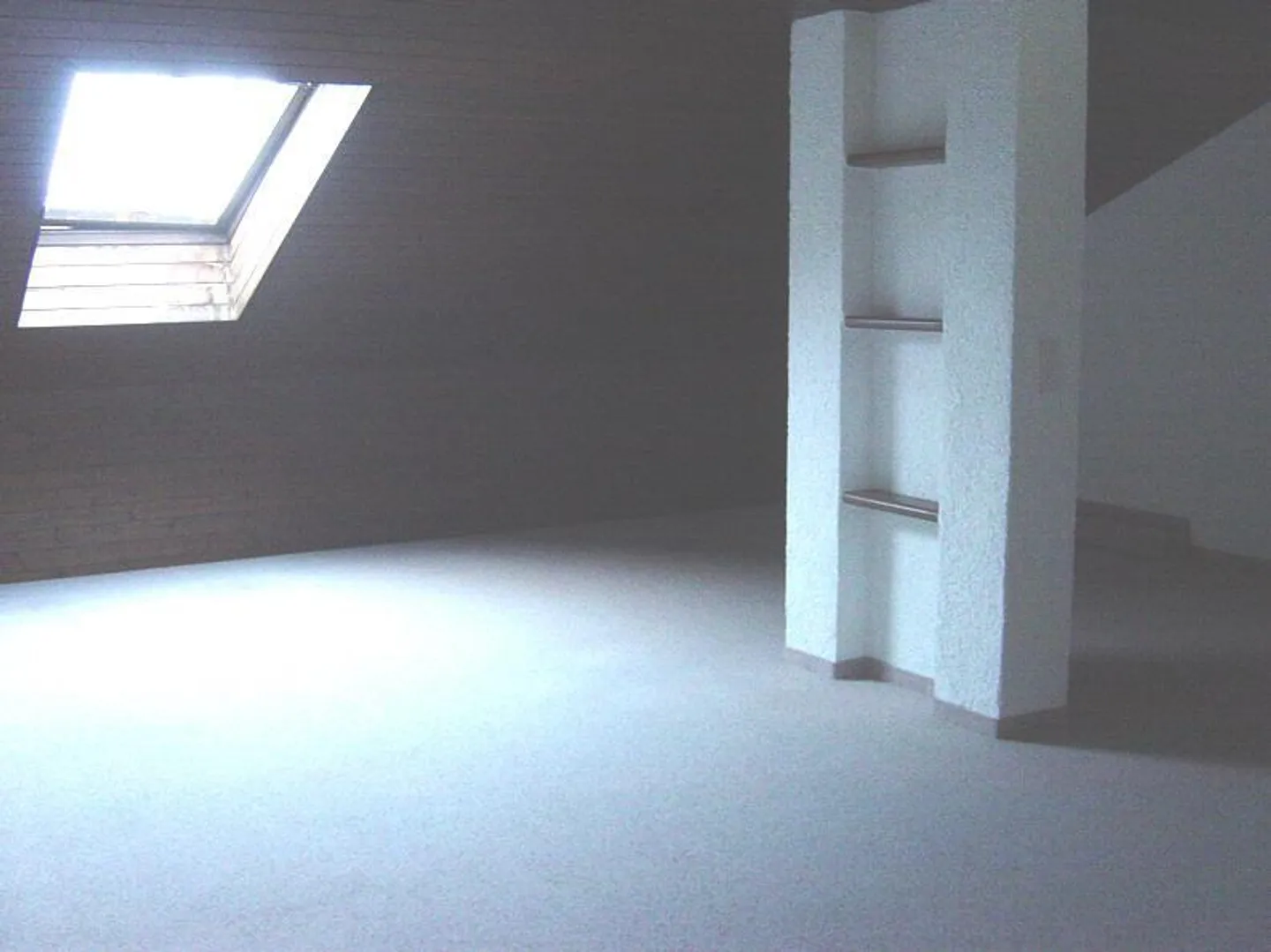 Geräumige Wohnung mit Cheminée - Foto 4 von 7