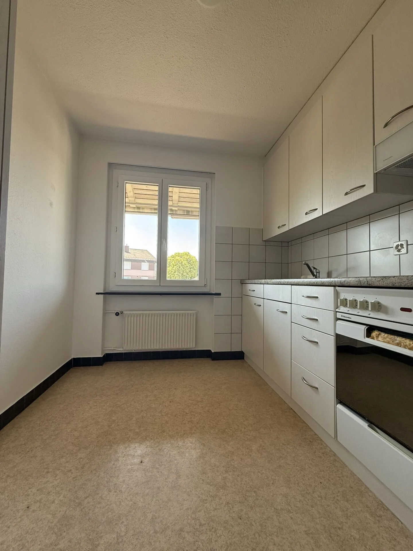 Attractive Move-In Promotion - 1 Net Rent Free - Photo 2 of 8